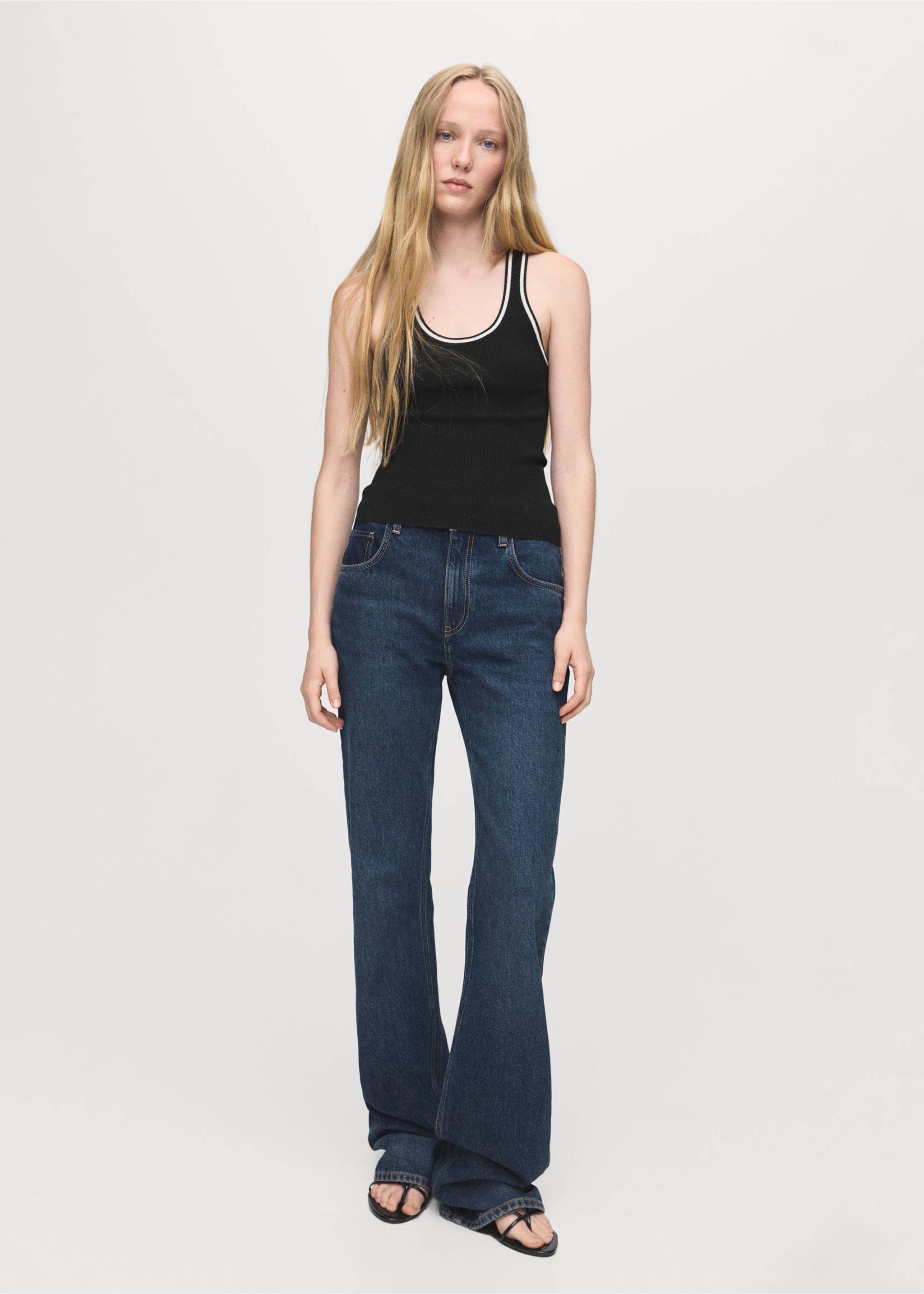 Top punto detalles contraste - Plano general, Negro. Ref: 17064083-00.
