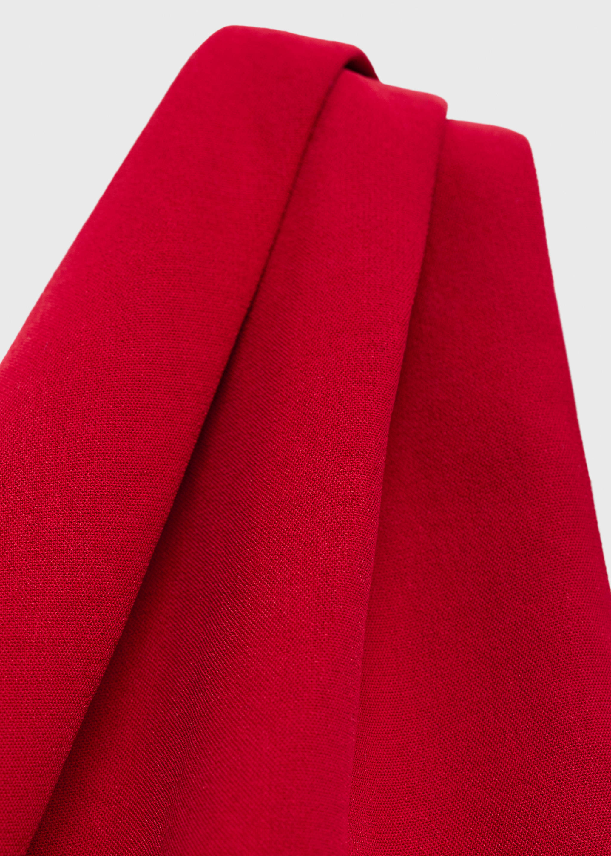 Long asymmetrical draped jumpsuit - Details of the article 8