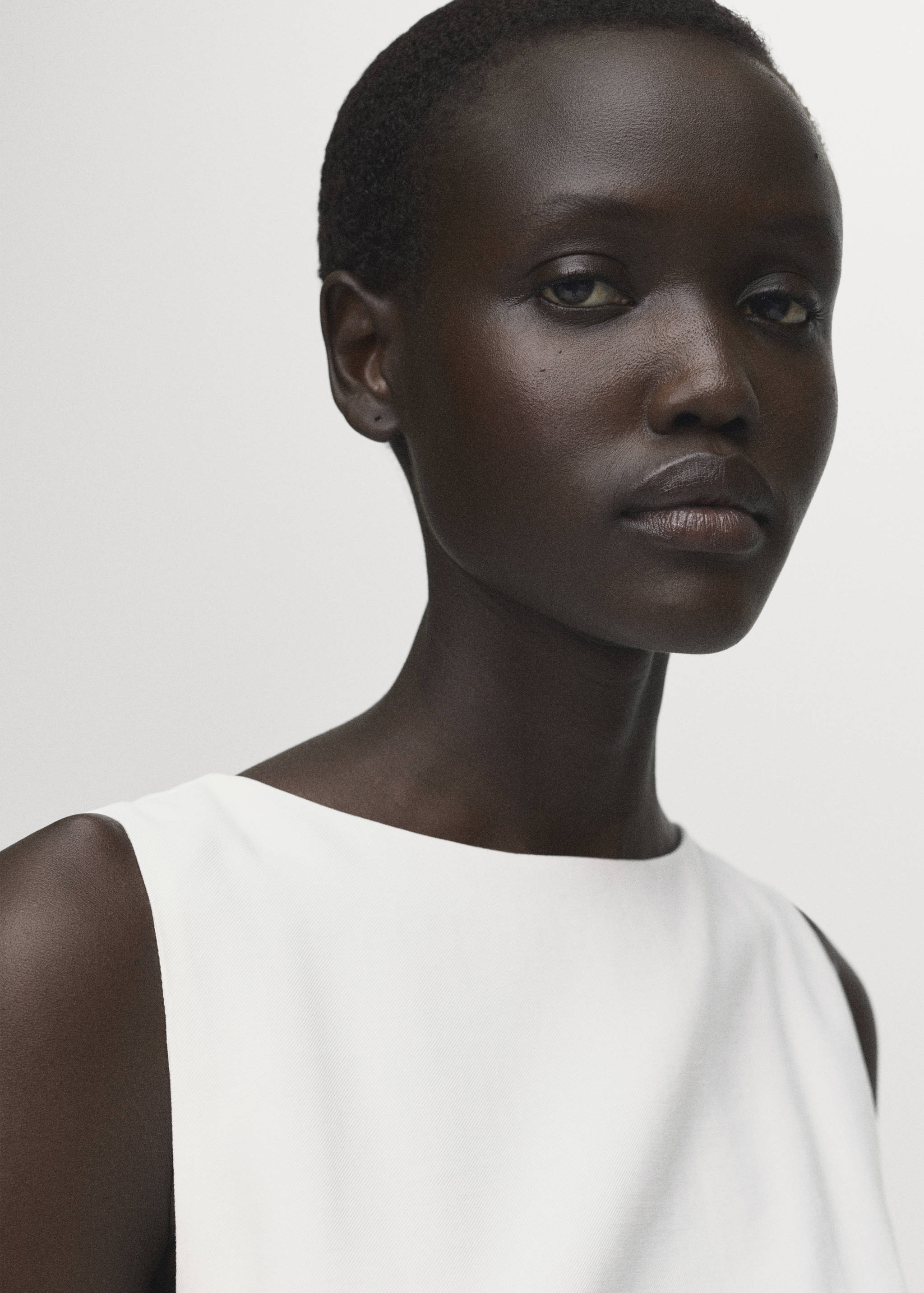 Peplum top with pleat detail - Details of the article 1