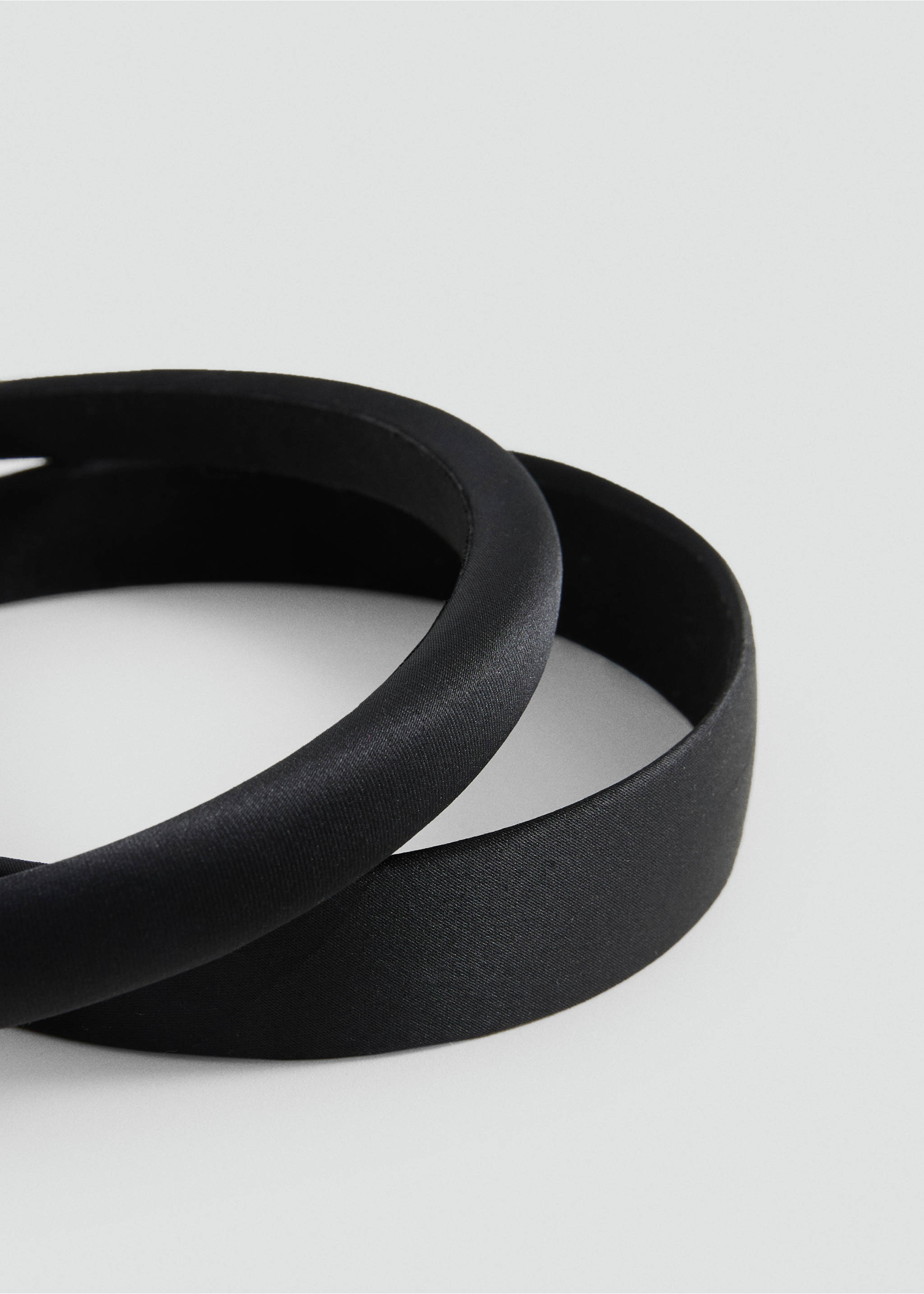 Set of 2 satin headbands - Medium plane, Black. Ref: 17064091-00.