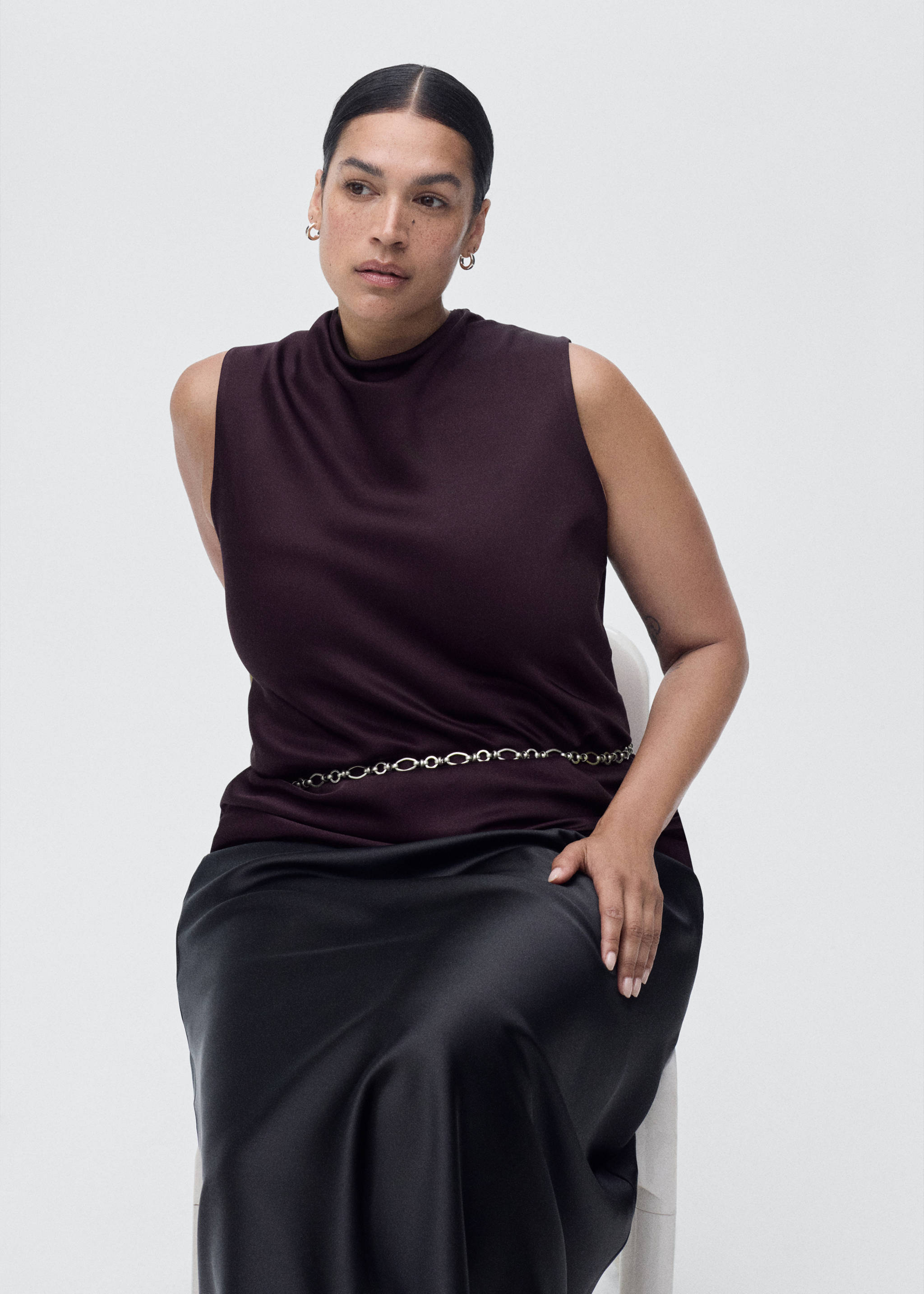 Satin blouse with draped neck - Details of the article 5