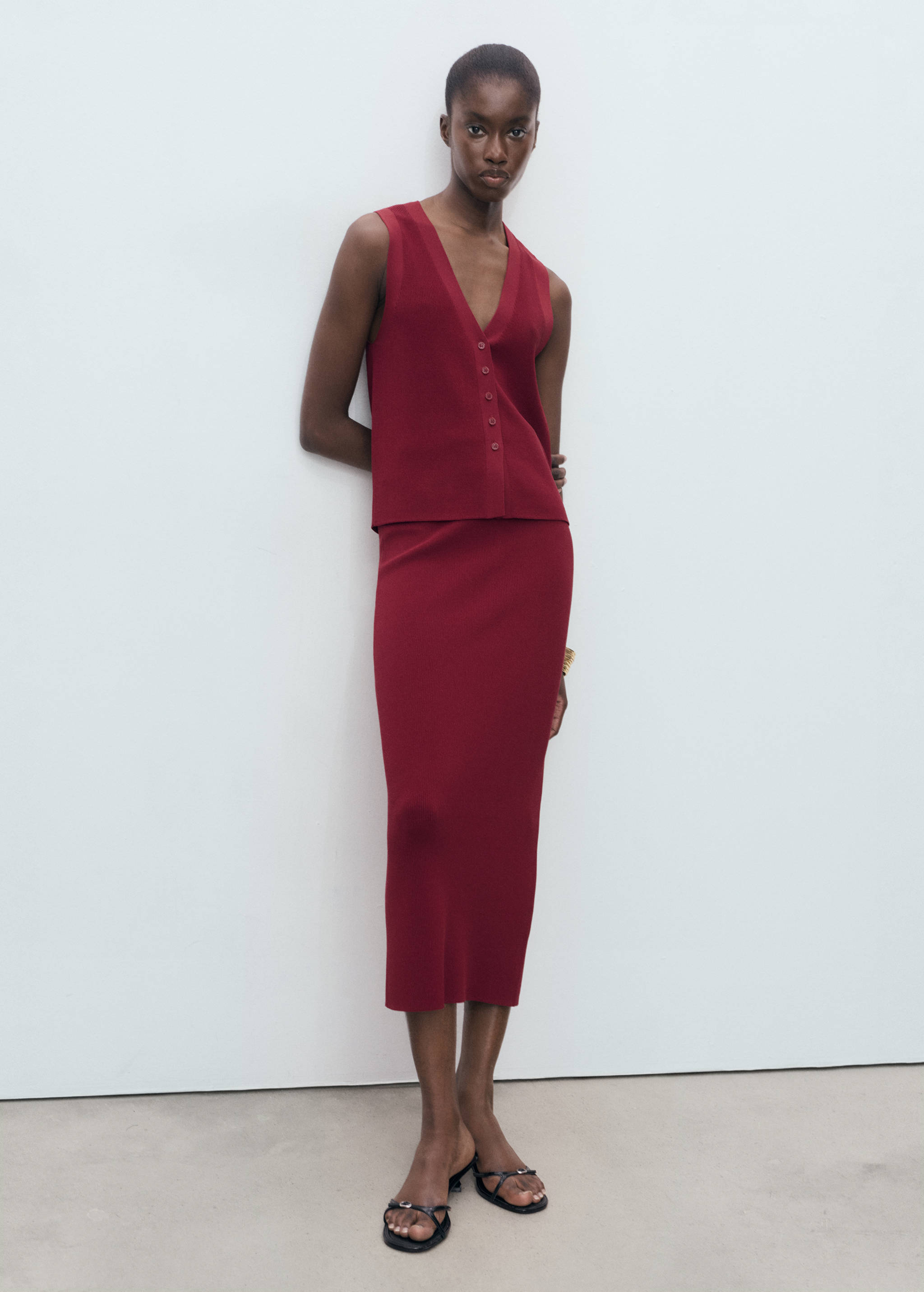 Fine-knit vest - General plane