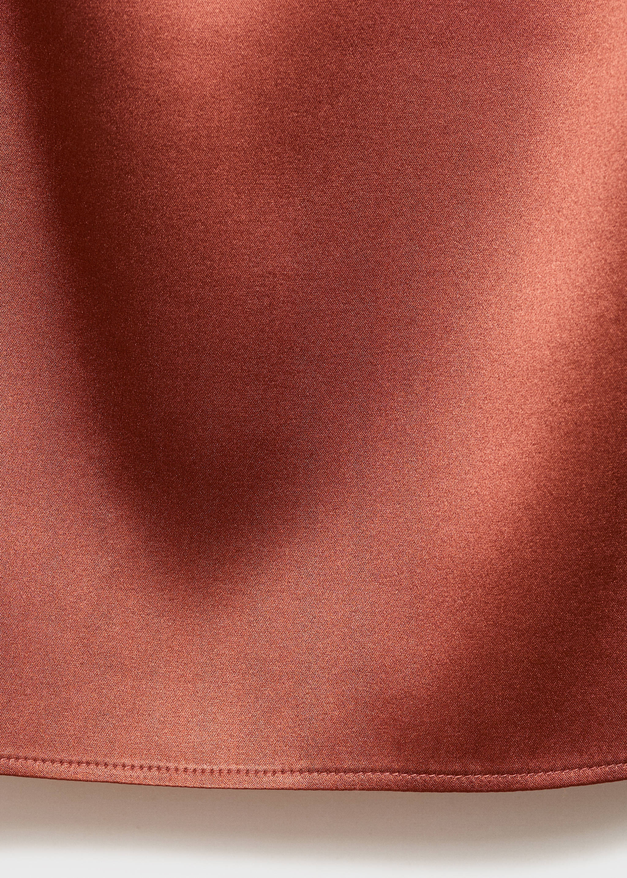 Sidentopp med kontrasterande spetsdetaljer - Detaljer om artikeln 0