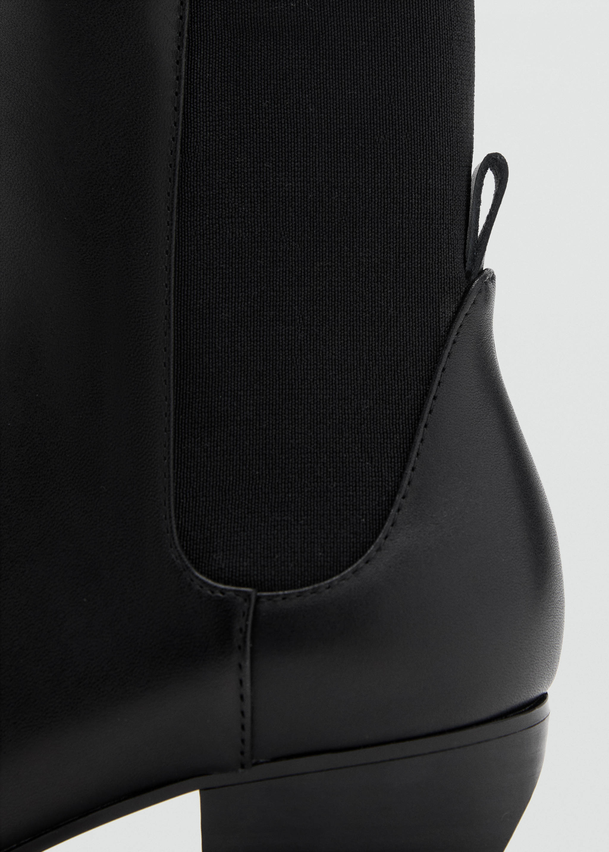 حذاء جلدي إلى الكاحل ذات الكعب العالي - تفاصيل المنتج 1