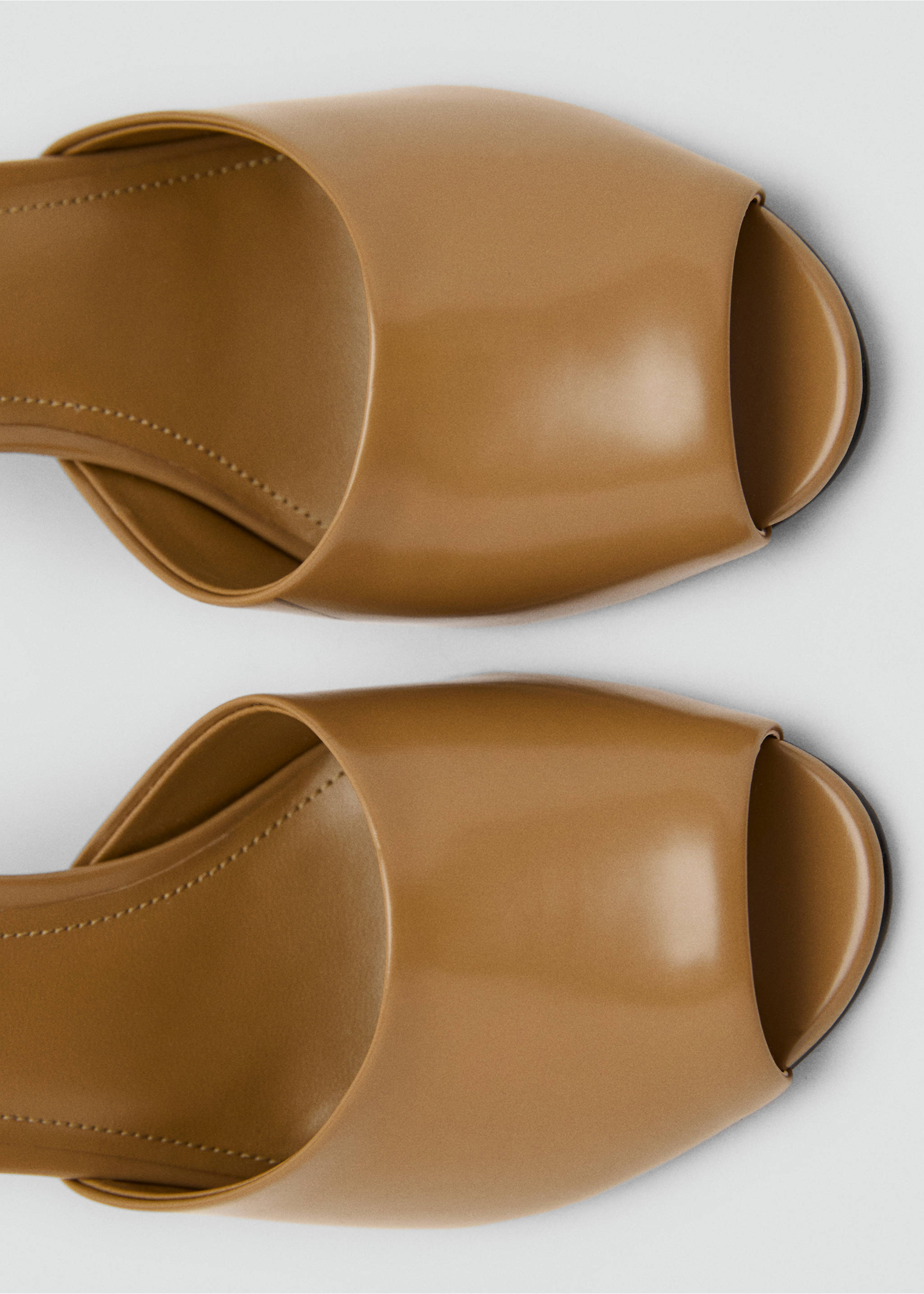 Босоножки на каблуке с ремешком - Деталь изделия 2, Хаки. Ref: 17064122-00.