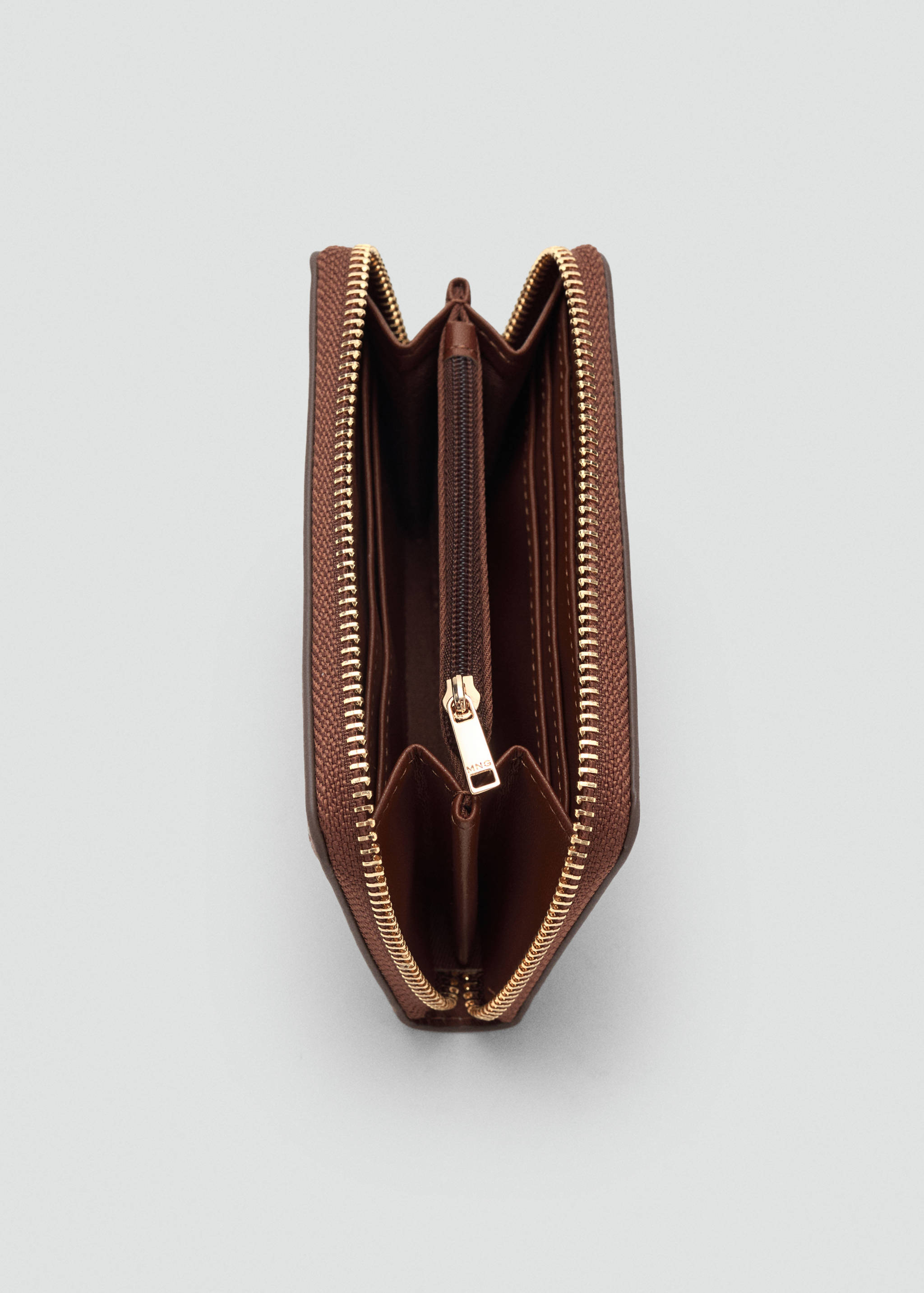 Medium wallet with logo print - Details of the article 1