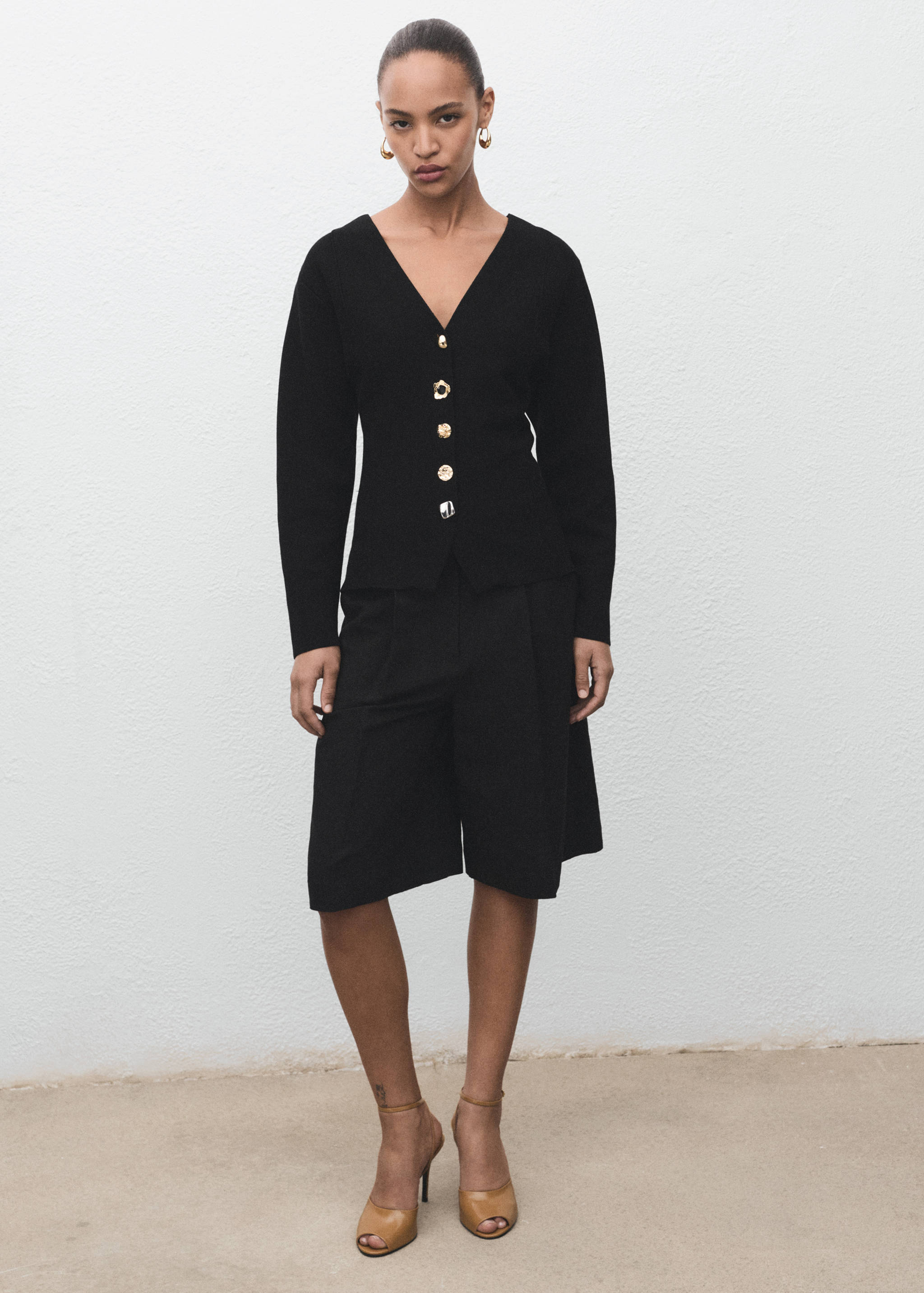 Veste en maille boutons bijoux - Plan général