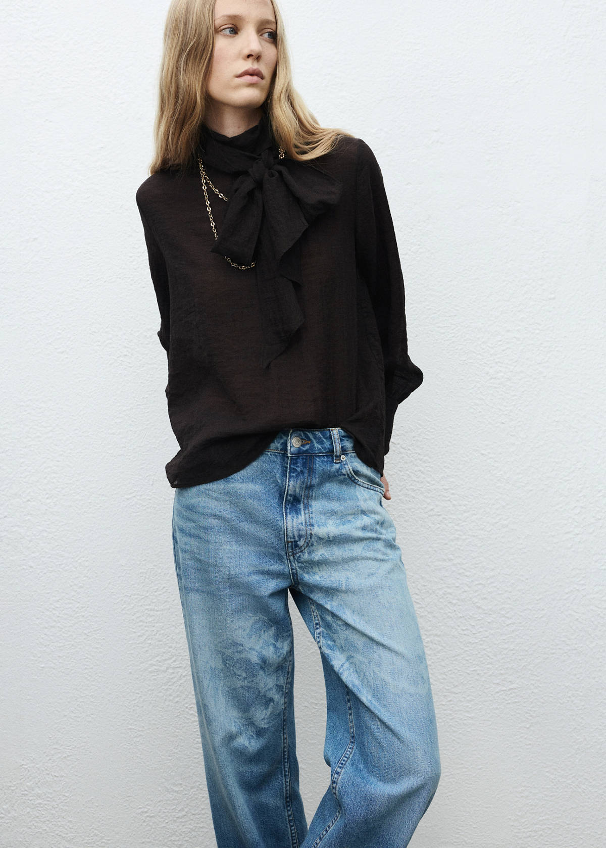 Straight-leg jeans with floral pattern — Medium Blue