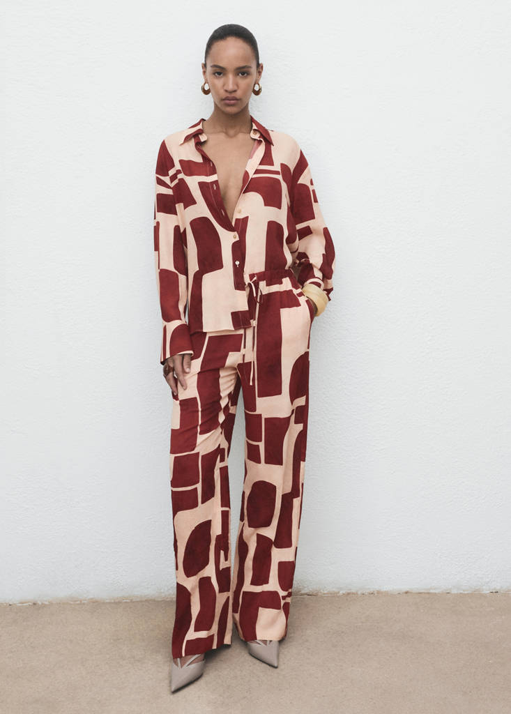 Fluid trousers with geometric pattern — Ecru