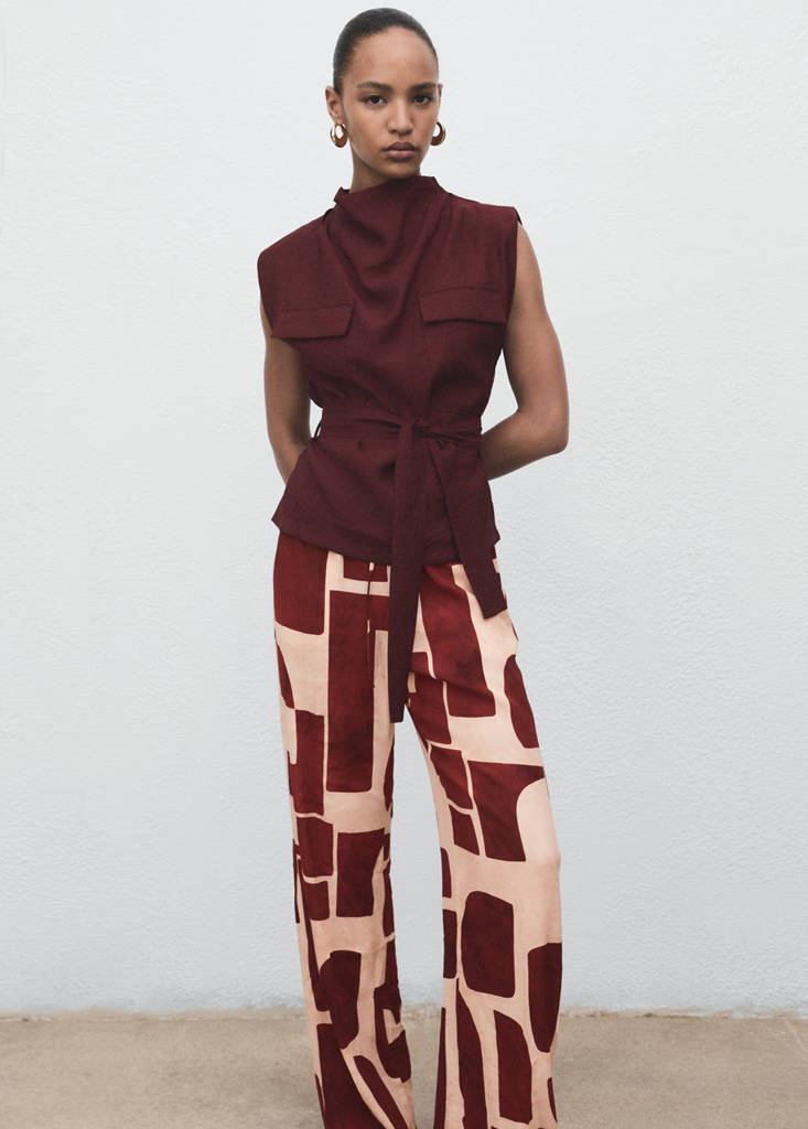 Fluid trousers with geometric pattern — Ecru