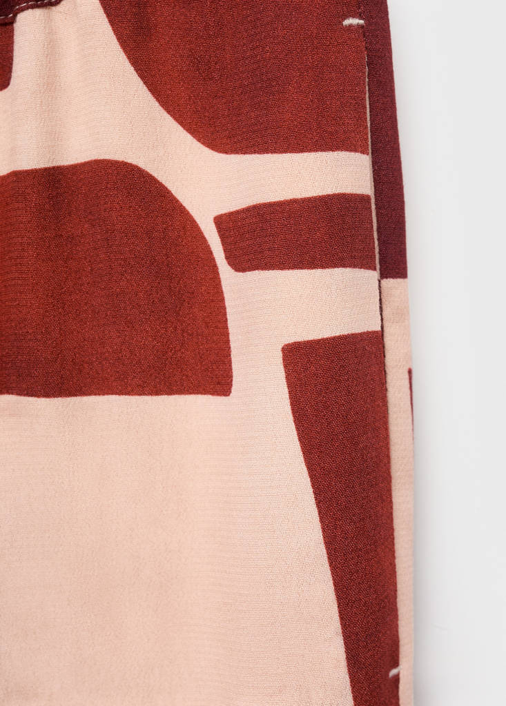 Fluid trousers with geometric pattern — Ecru