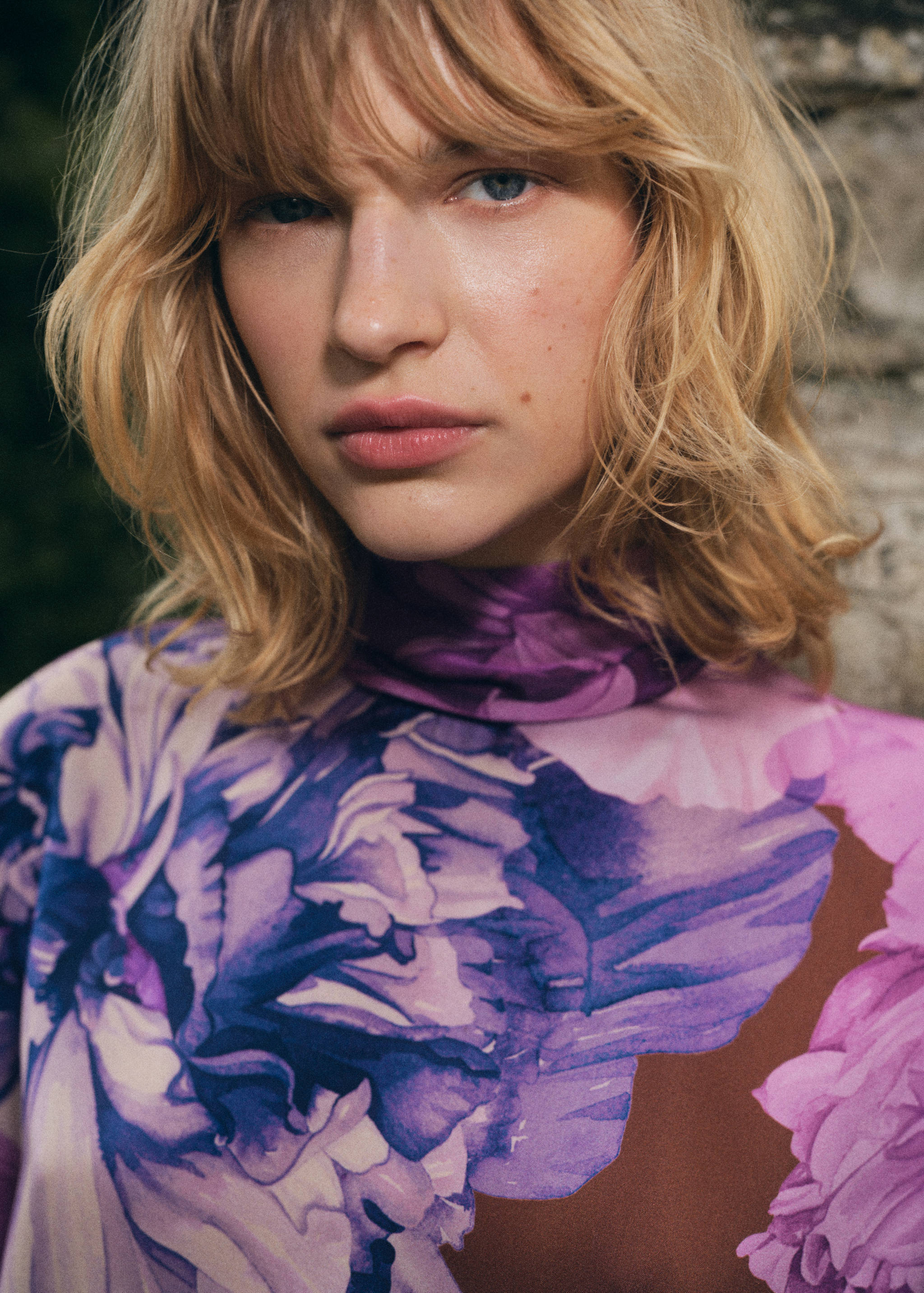 Floral blouse with scarf - Reverse of the article