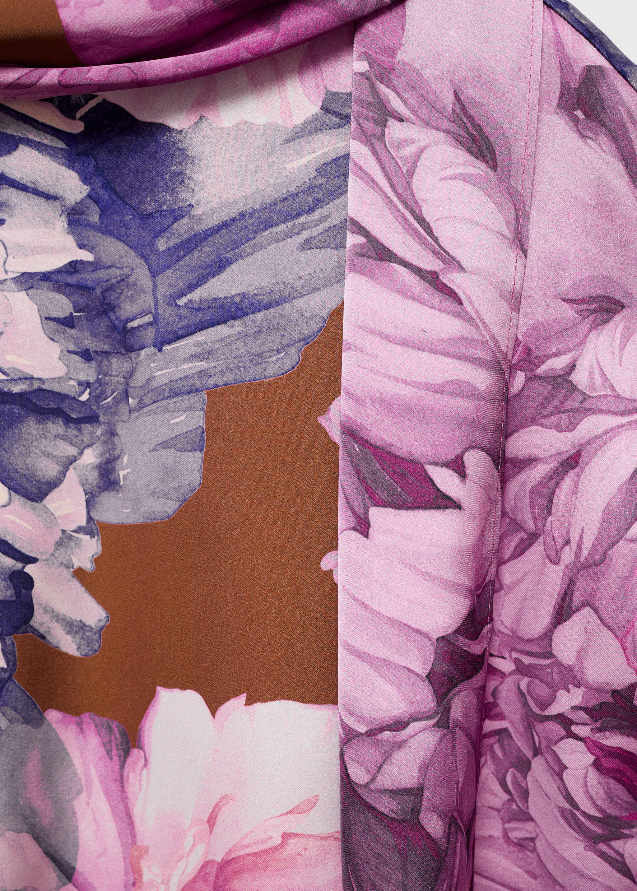 Floral blouse with scarf - Details of the article 0