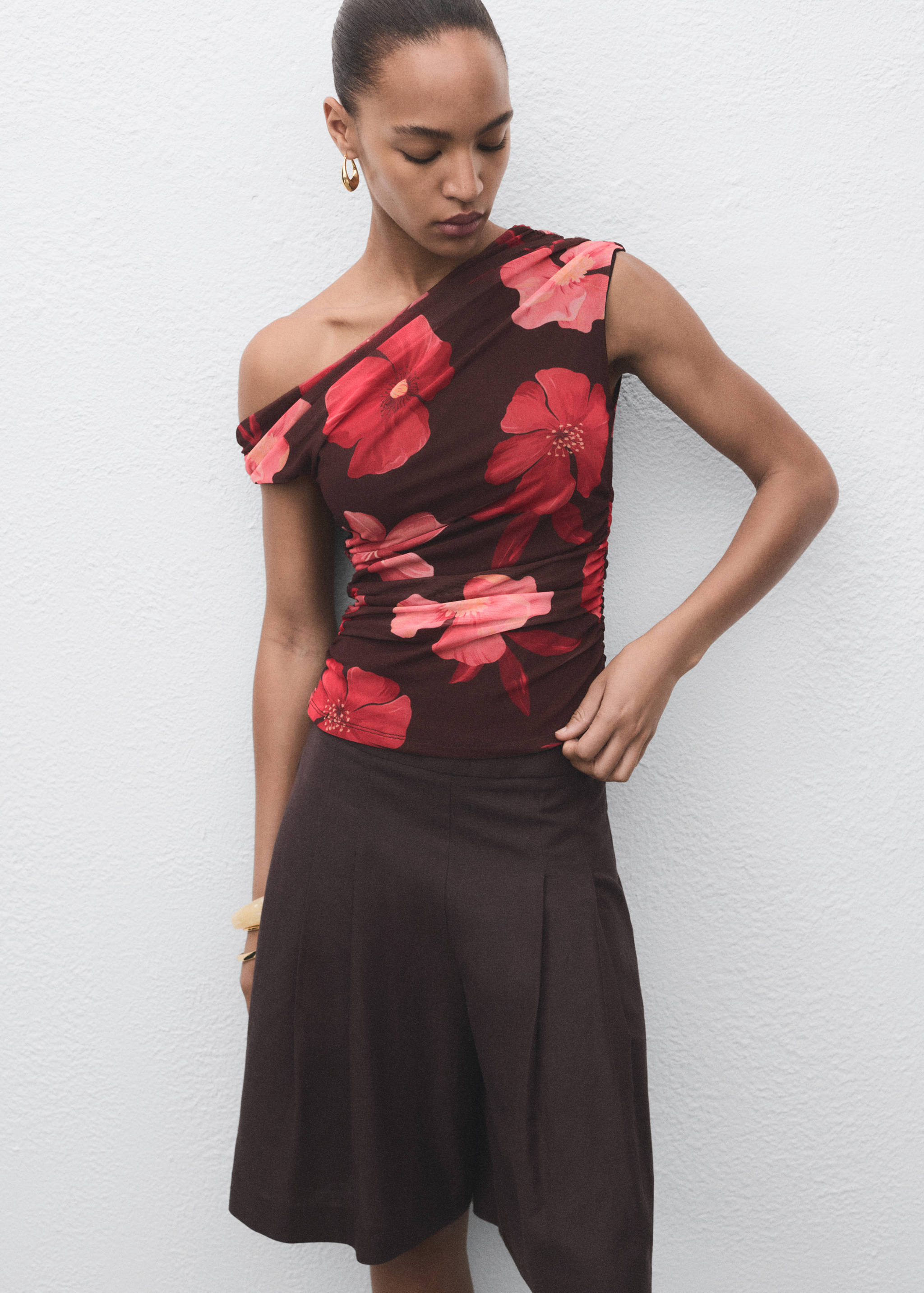 Floral asymmetrical top - Medium plane