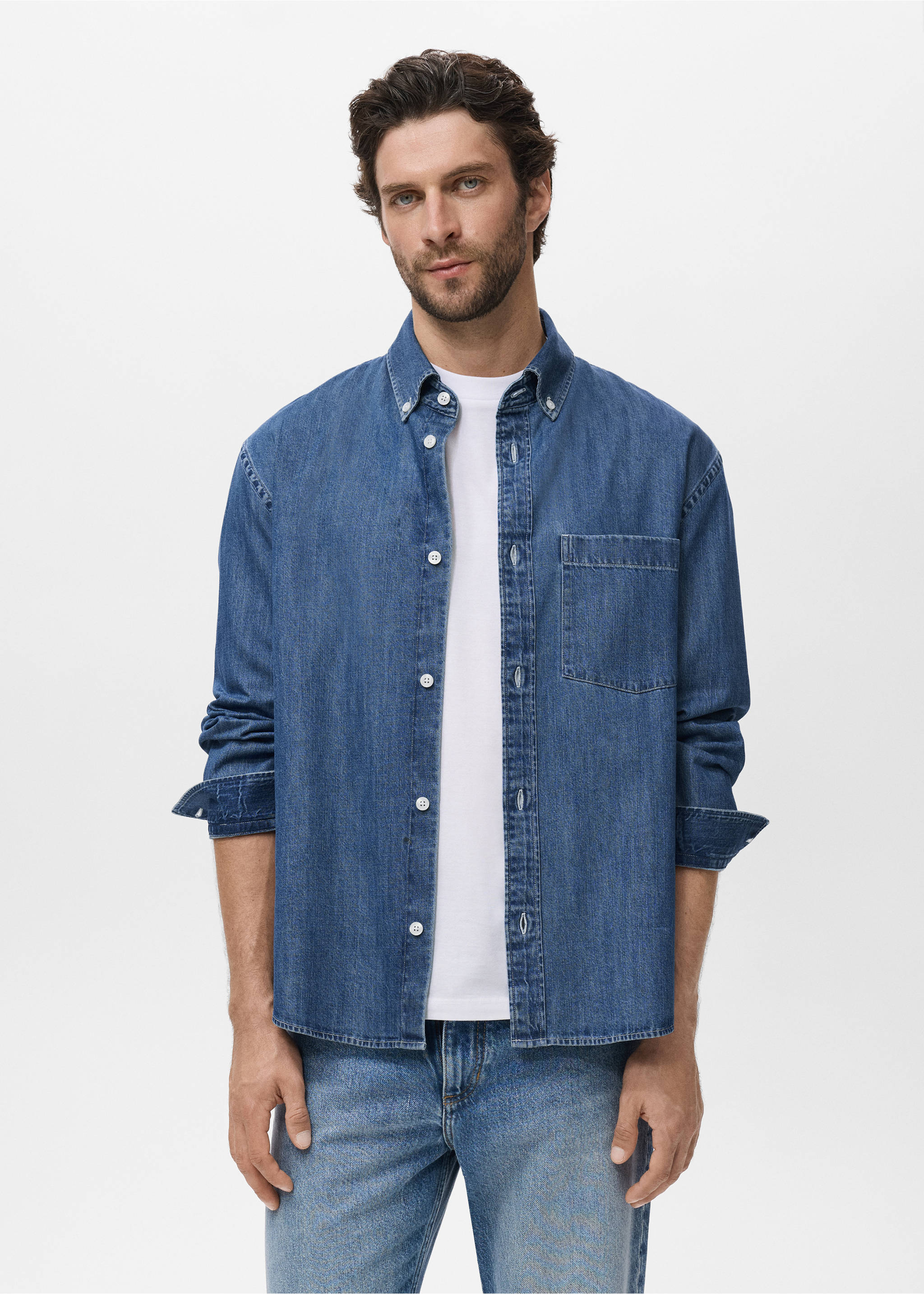 Chemise denim poche - Plan moyen, Bleu moyen. Ref: 17064416-00.