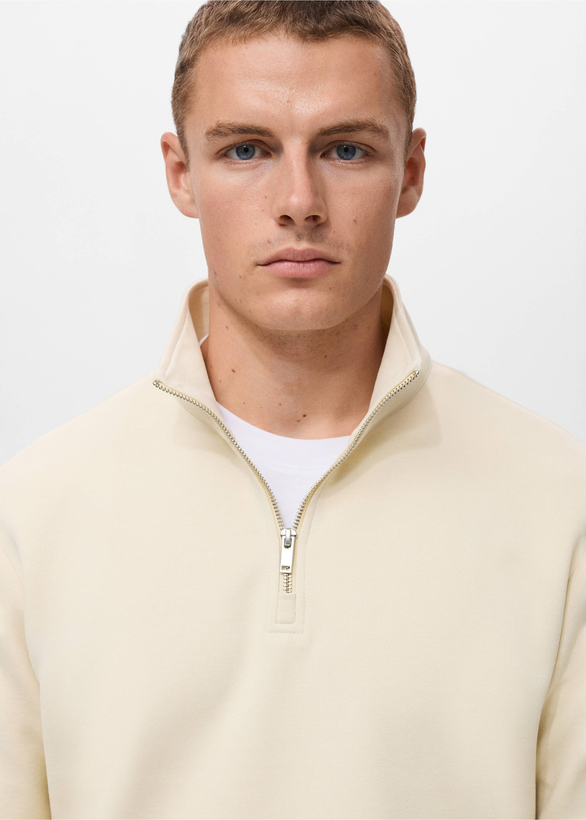 Sudadera algodón regular fit cremallera - Detalle del artículo 1, Crudo. Ref: 17064426-00.