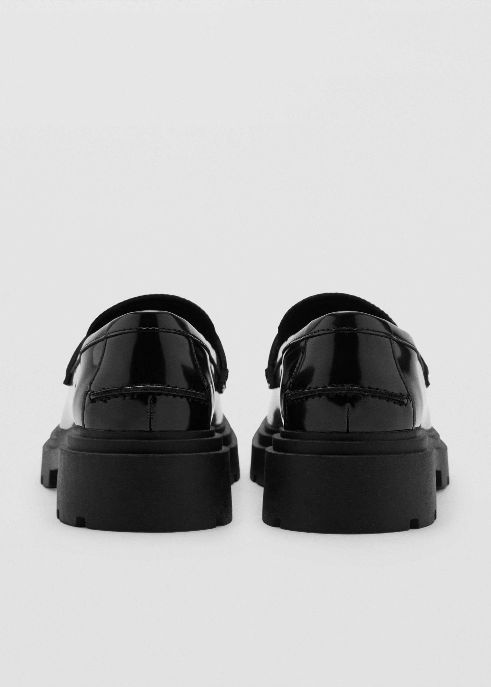 Mocasín efecto piel - Detalle del artículo 1, Negro. Ref: 17064428-00.