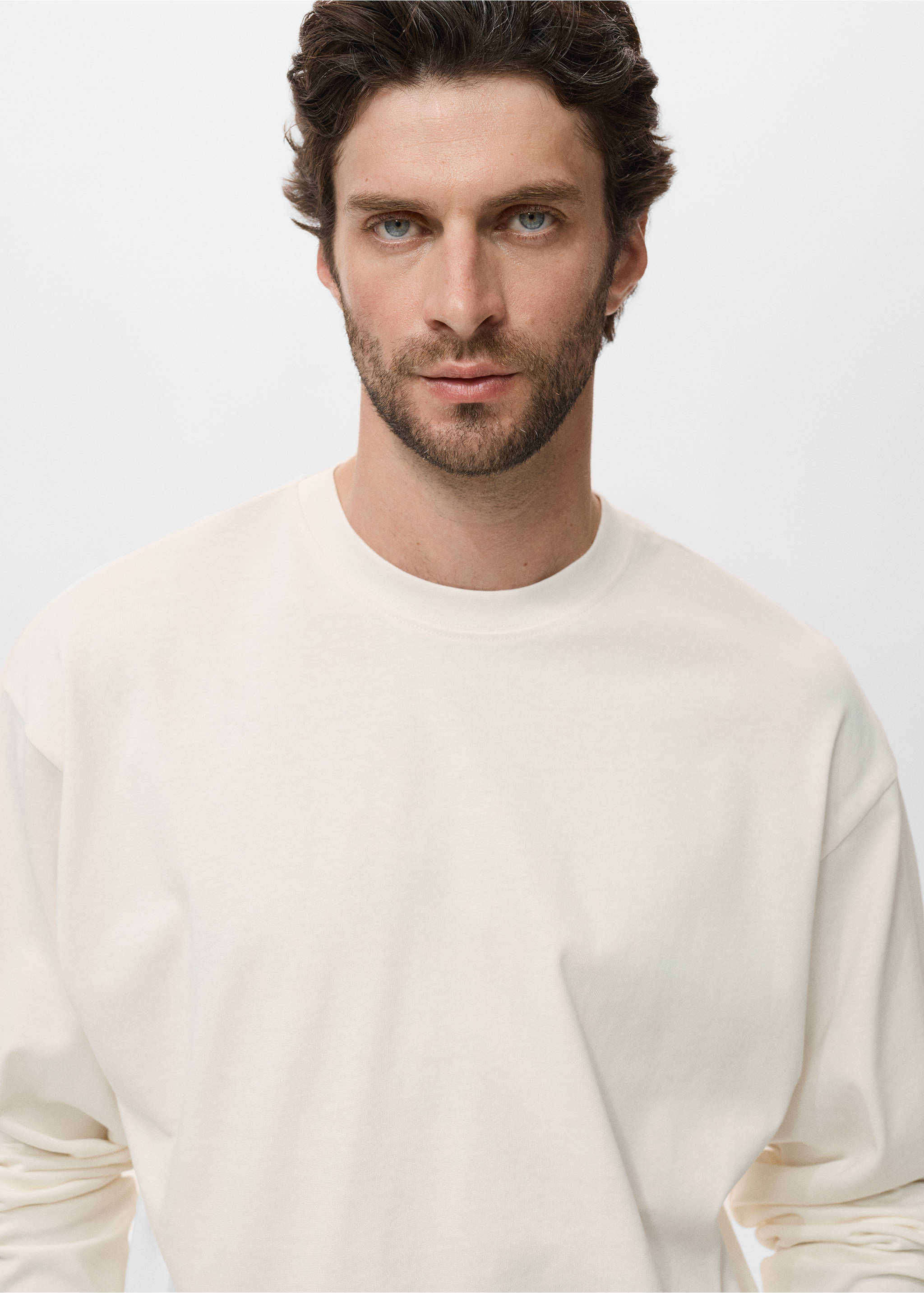Sudadera 100% algodón relaxed fit - Detalle del artículo 1, Blanco roto. Ref: 17064432-00.