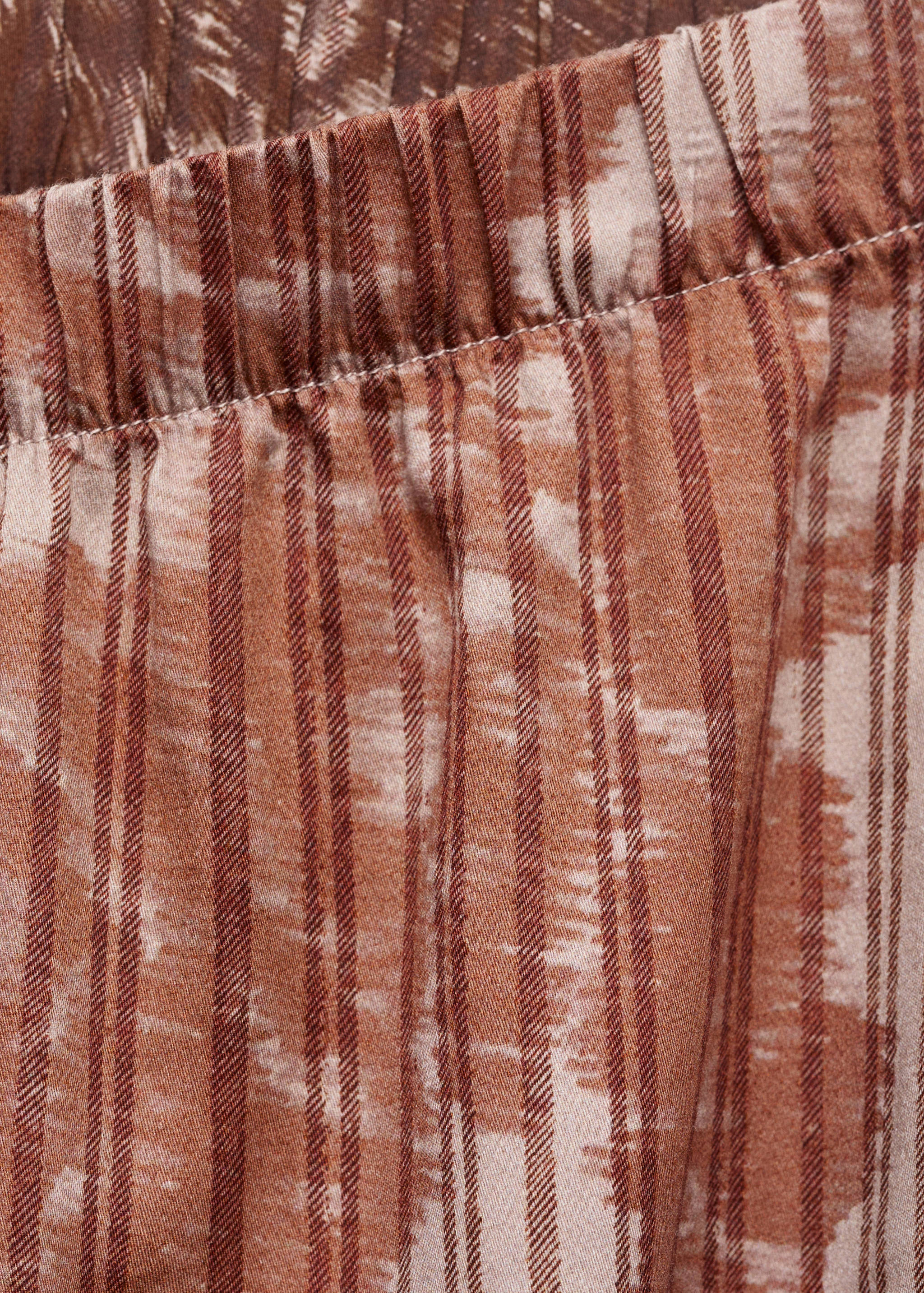 Pyjamasbyxor med diffust tryck - Detaljer om artikeln 8