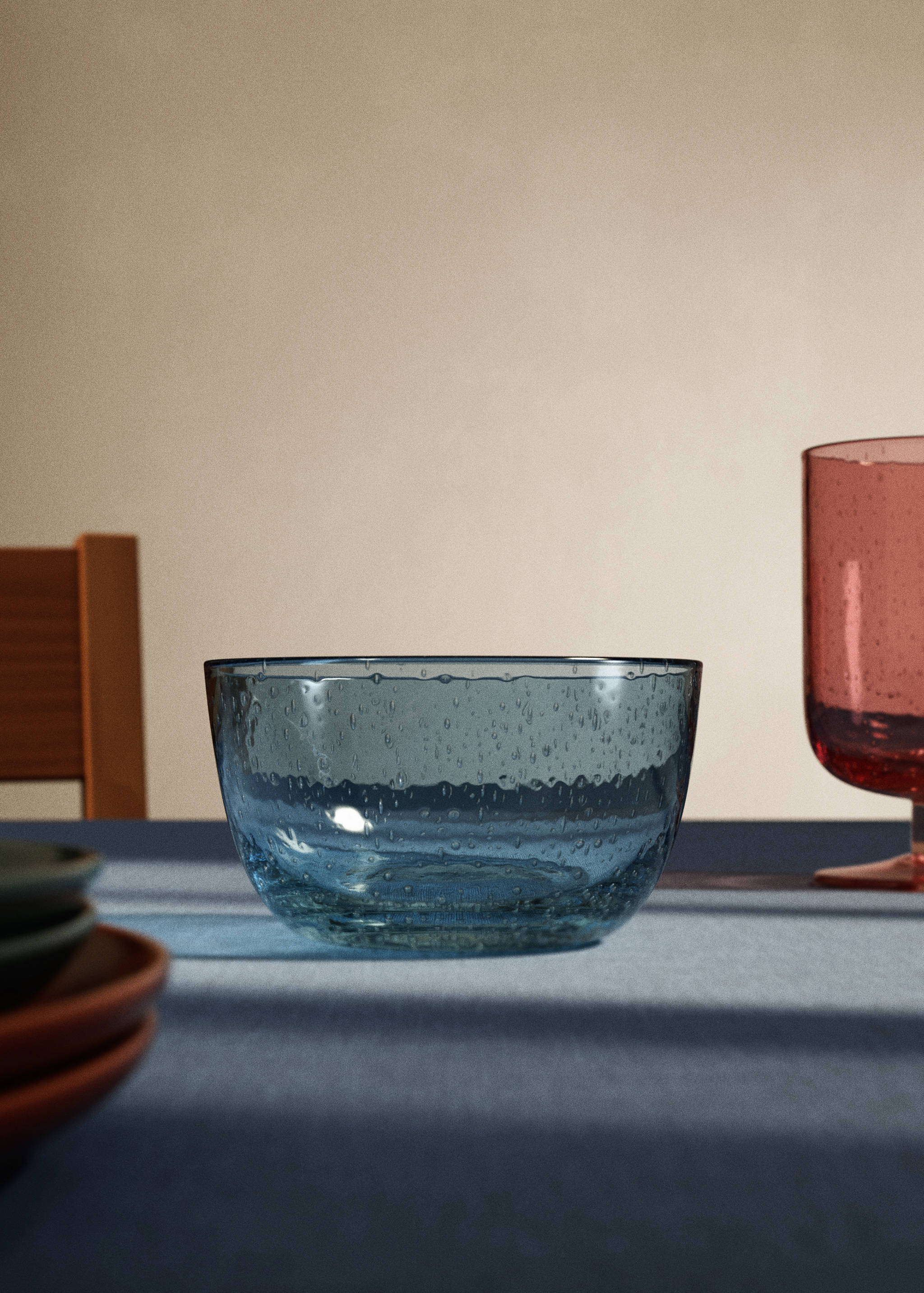 Bubble-design glass bowl - General plane