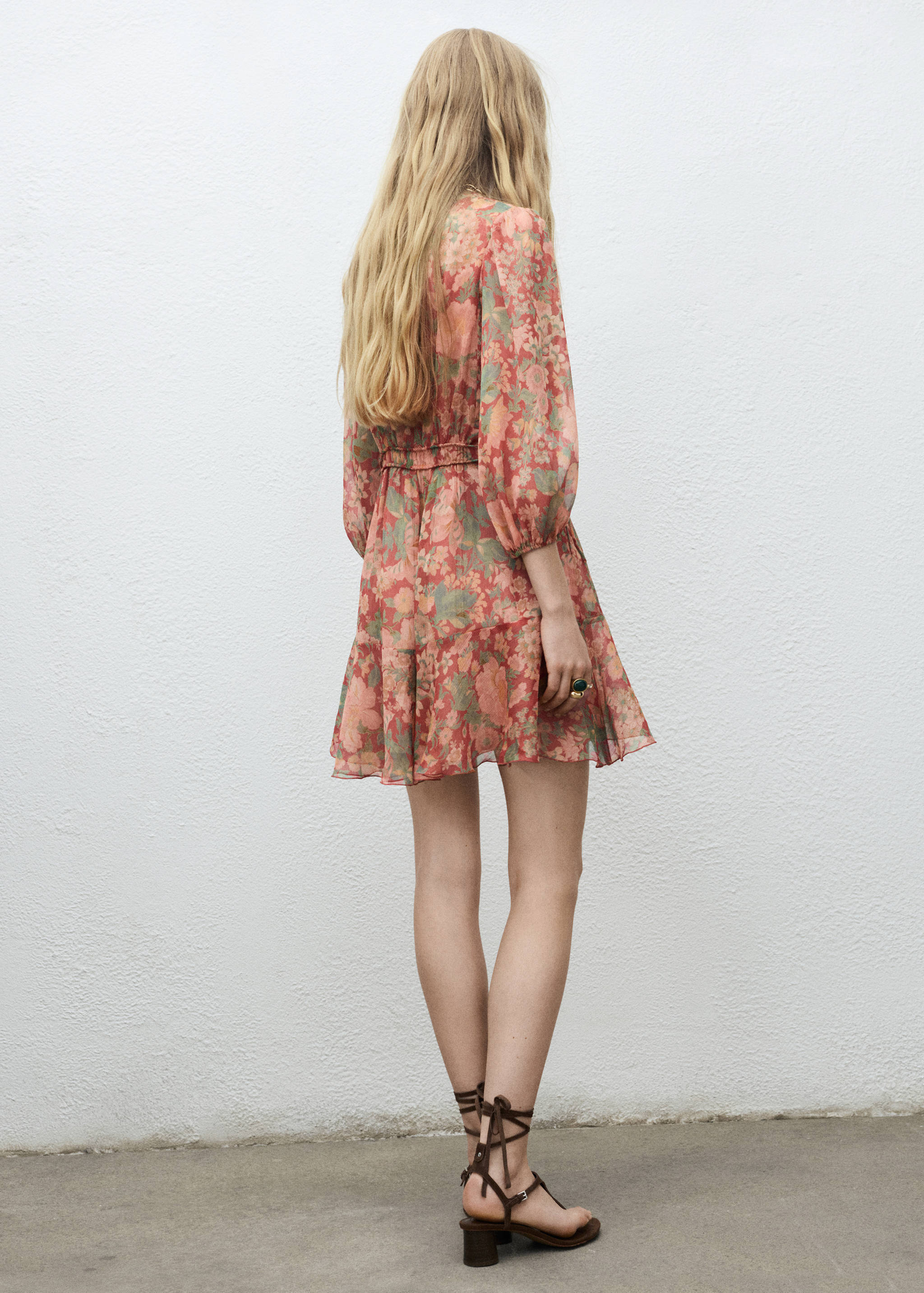 Floral puff-sleeve dress - Reverse of the article