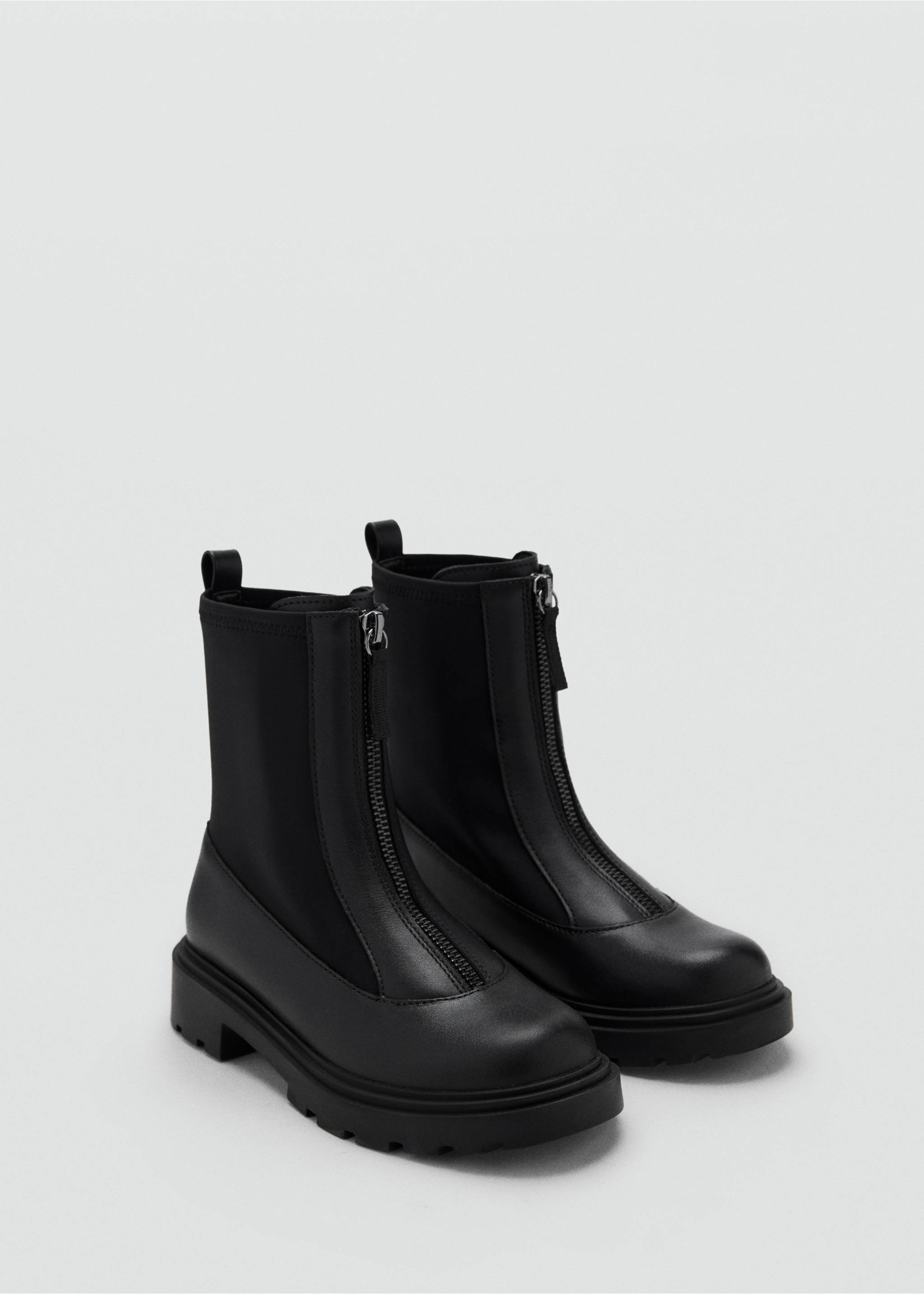 Bottines cuir zip - Plan moyen, Noir. Ref: 17064774-00.