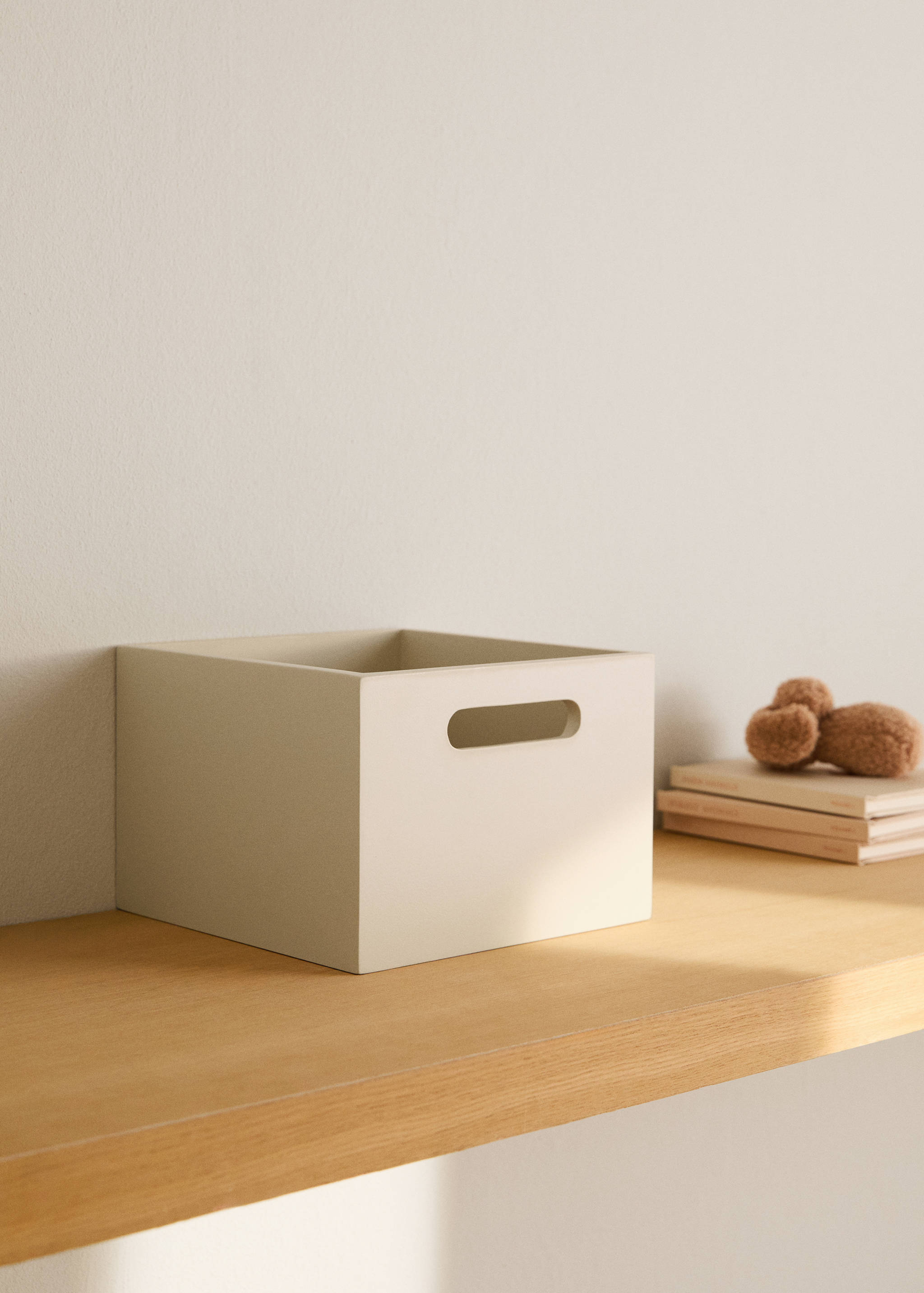 Kleine Kinderbox in Farbe - Allgemeine Ansicht