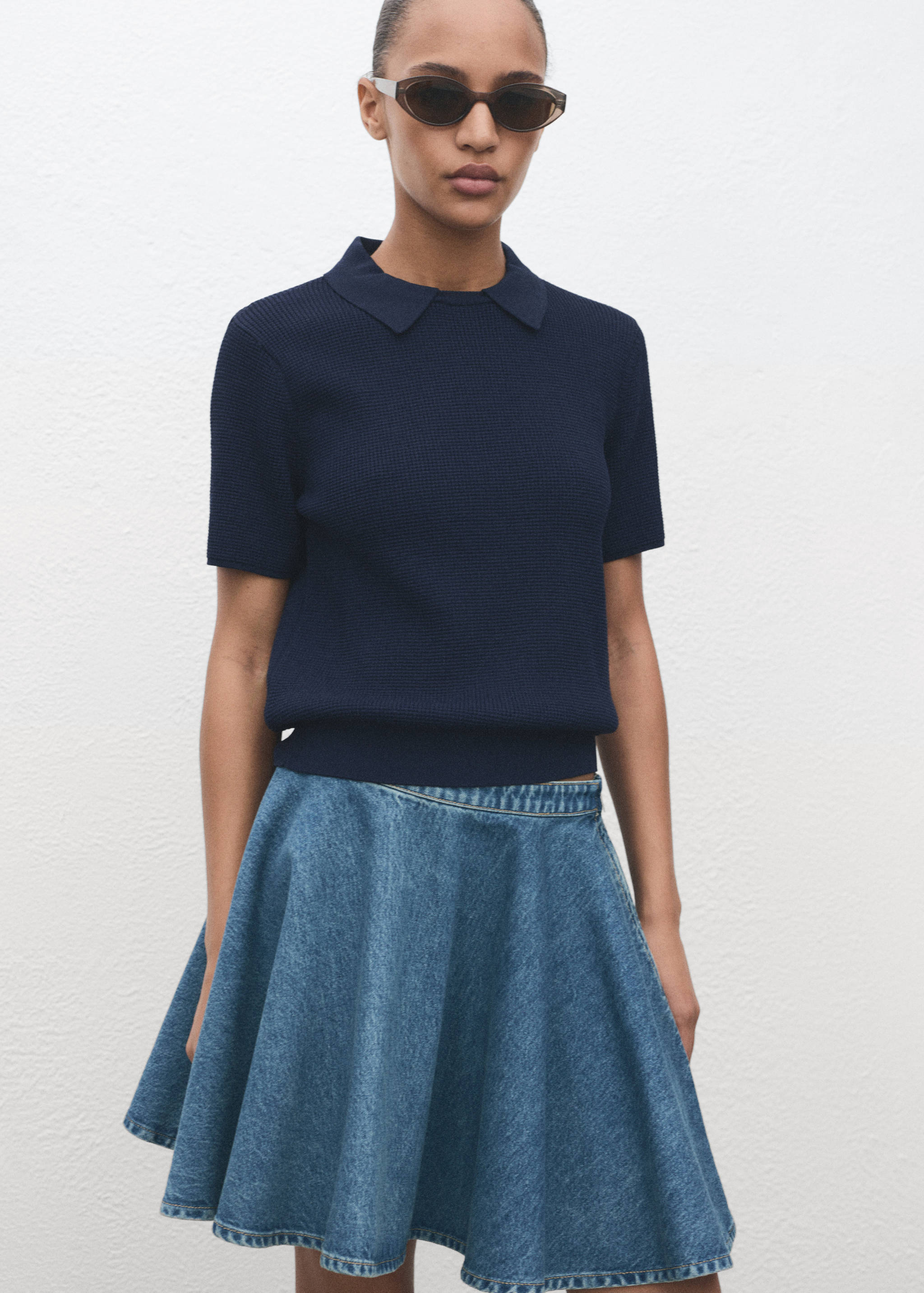 Short denim skirt - Details of the article 1