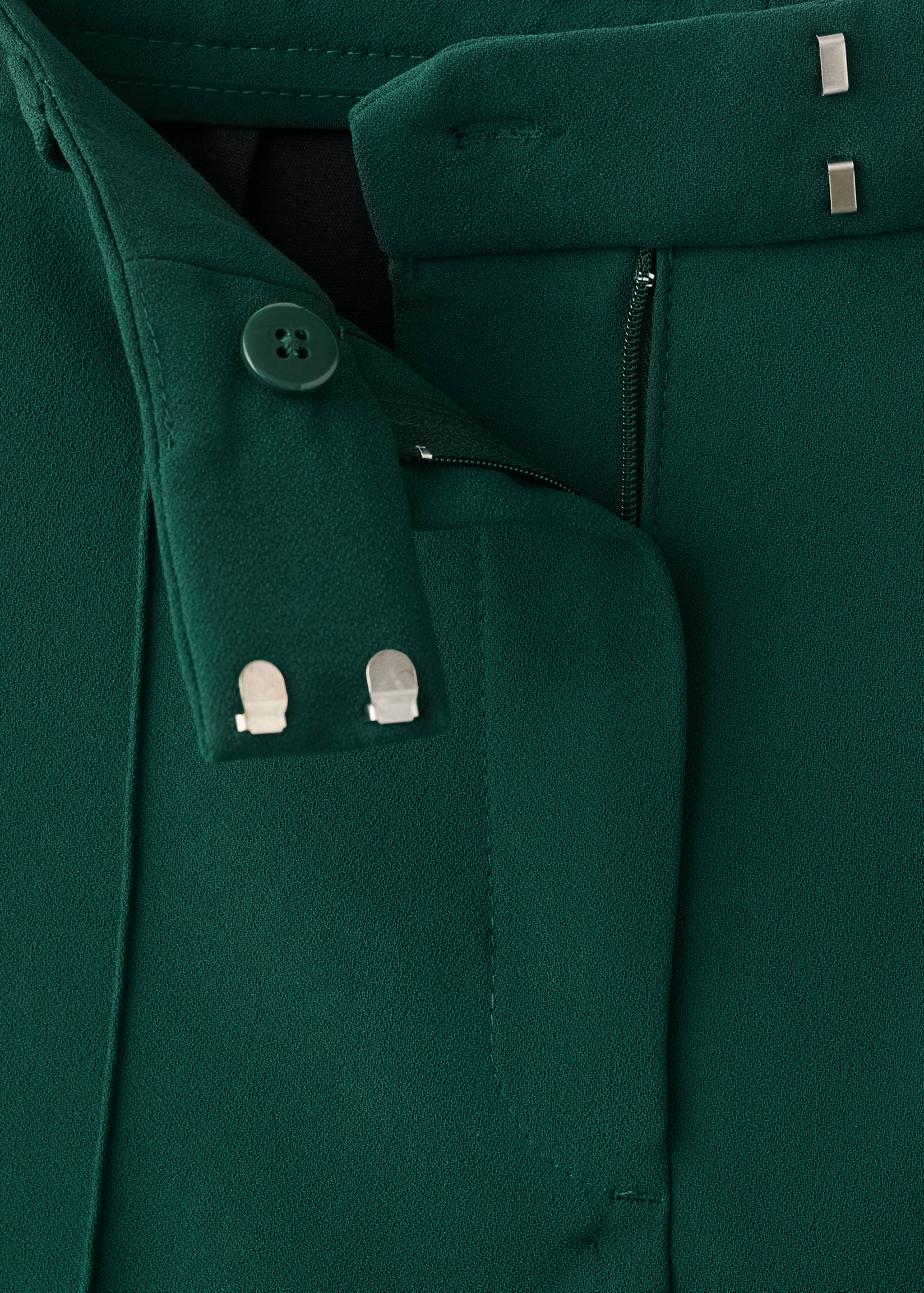 Calças retas com cintura média - Pormenor do artigo 8