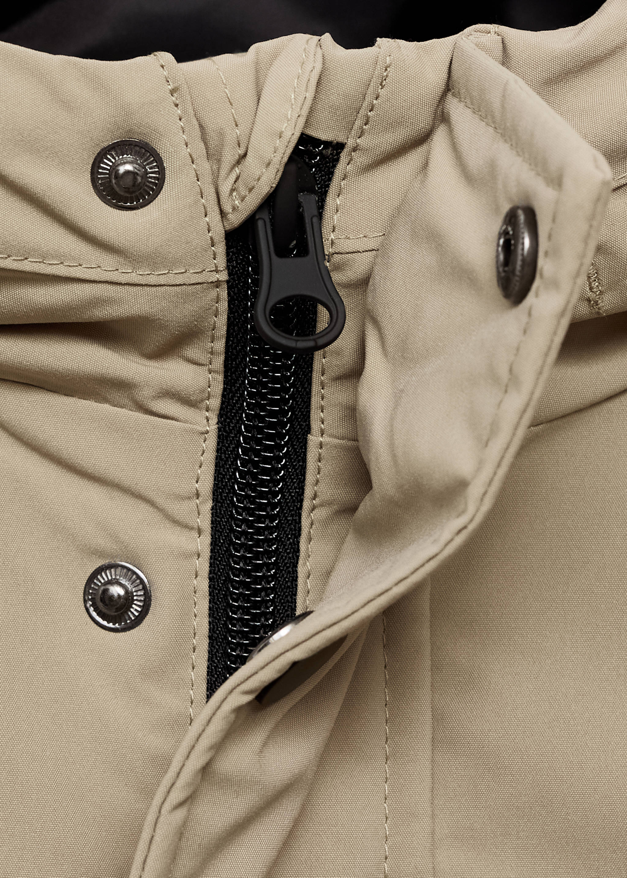 Pockets hooded coat - Details of the article 8