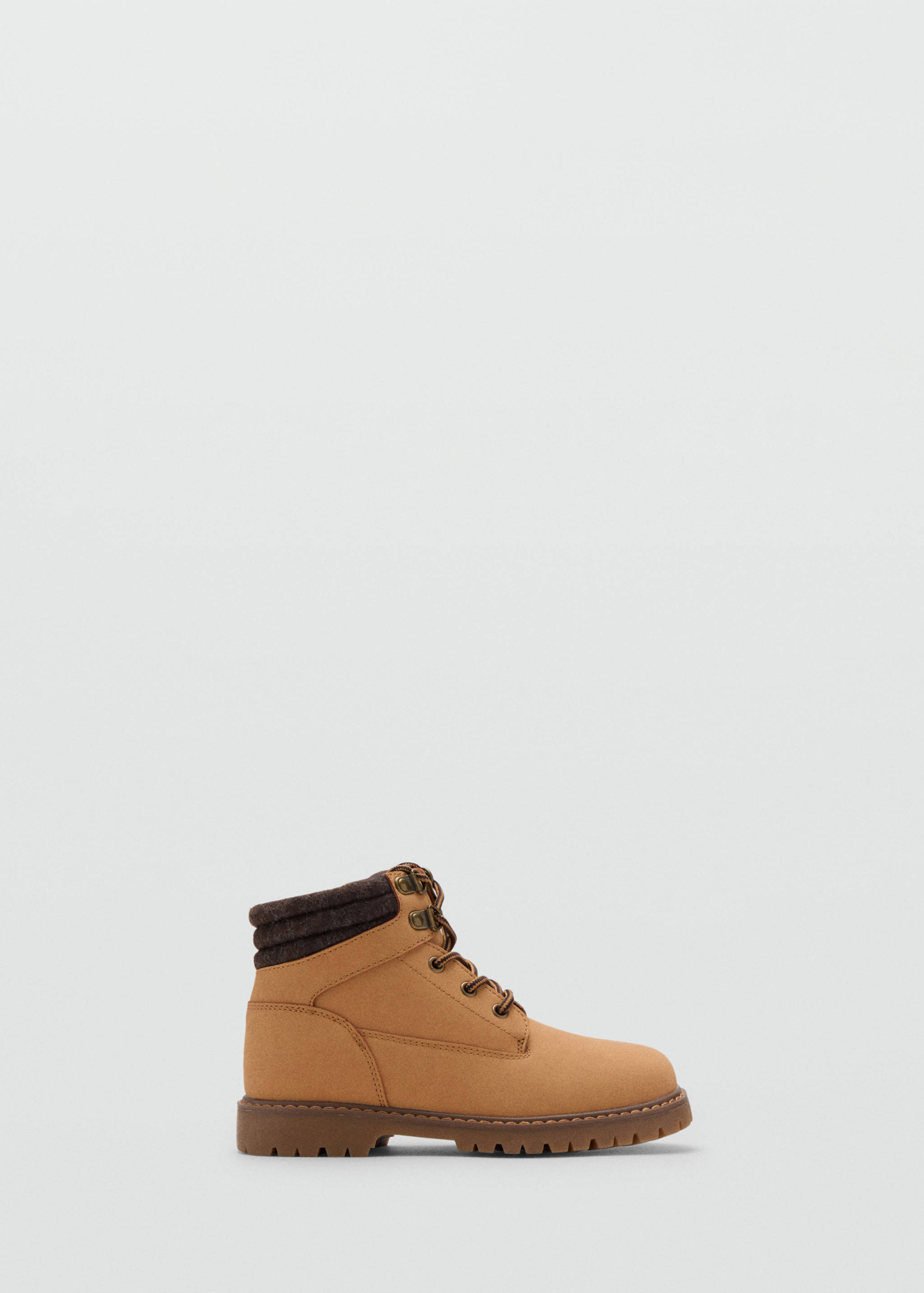 Bota montaña cordones - Artículo sin modelo