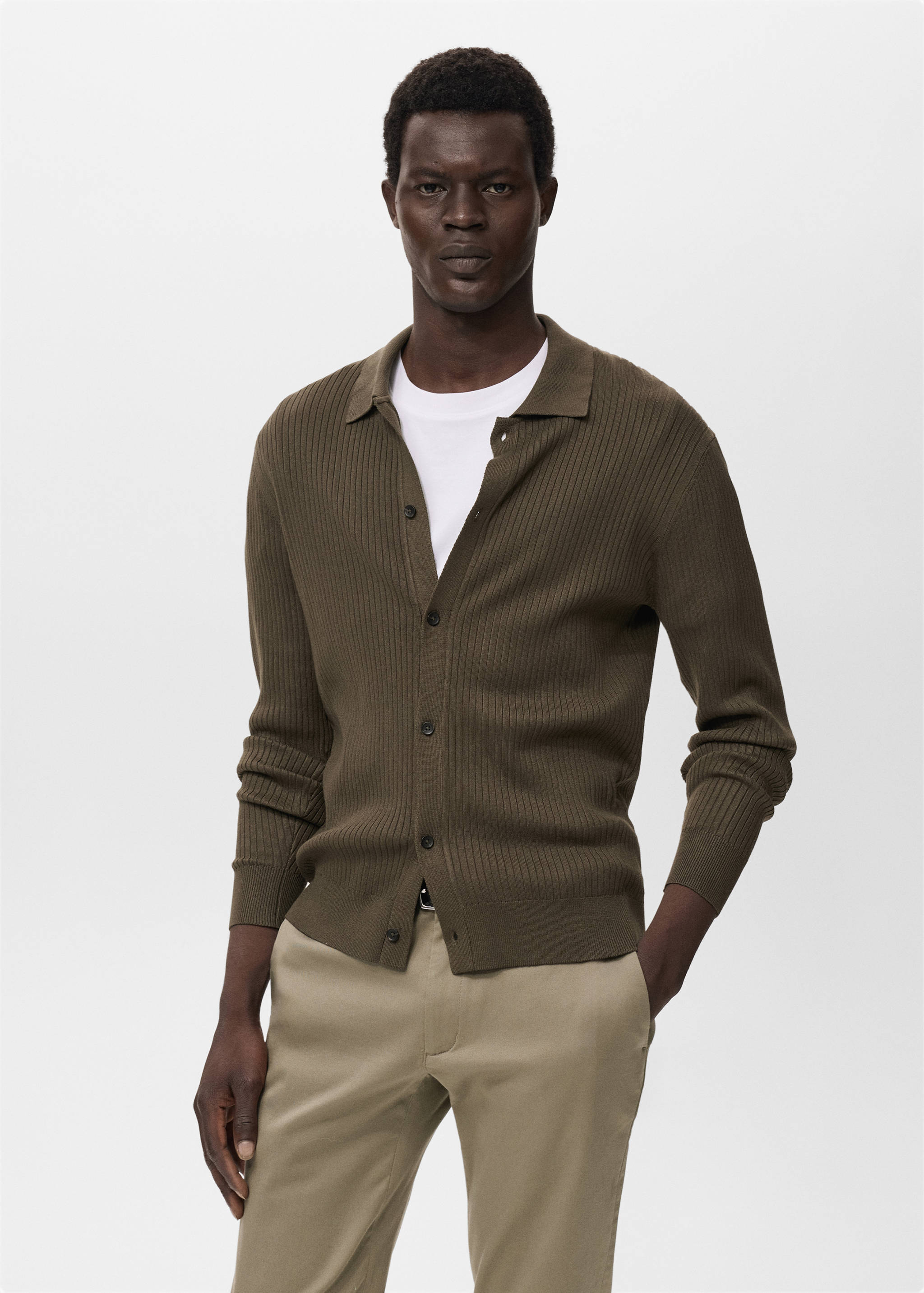 Ribbed knit cardigan - Medium plane