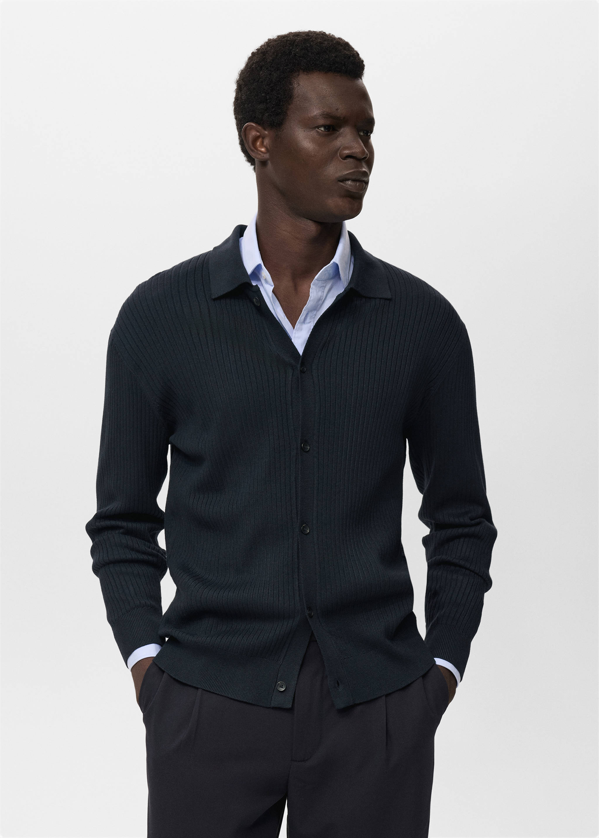 Ribbed knit cardigan - Medium plane