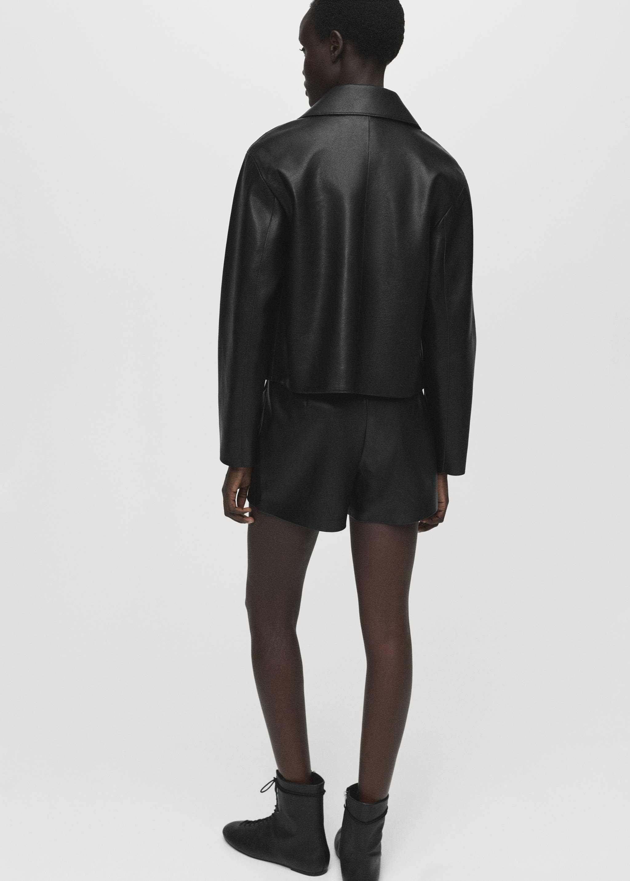 Falda pantalón efecto piel - Reverso del artículo