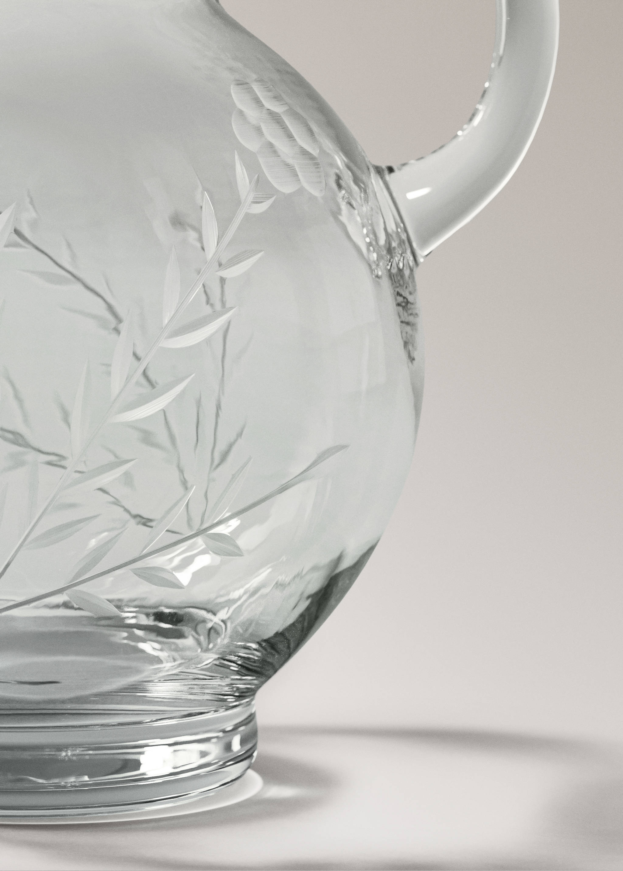 Hand-carved blown glass jar - Details of the article 2