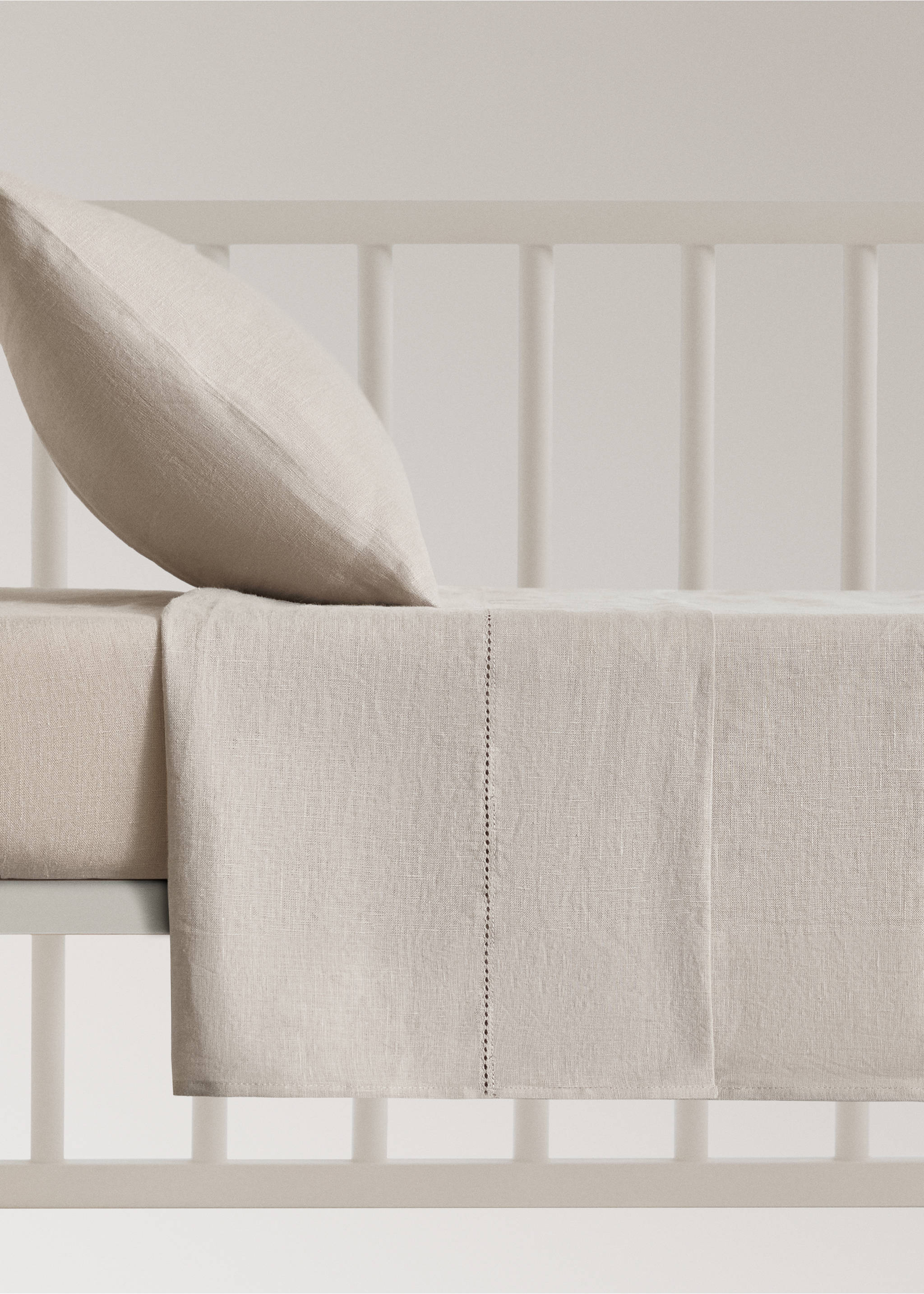 Washed linen top sheet with hemstitch for cot - Article without model, Medium Brown. Ref: 17065165-00.