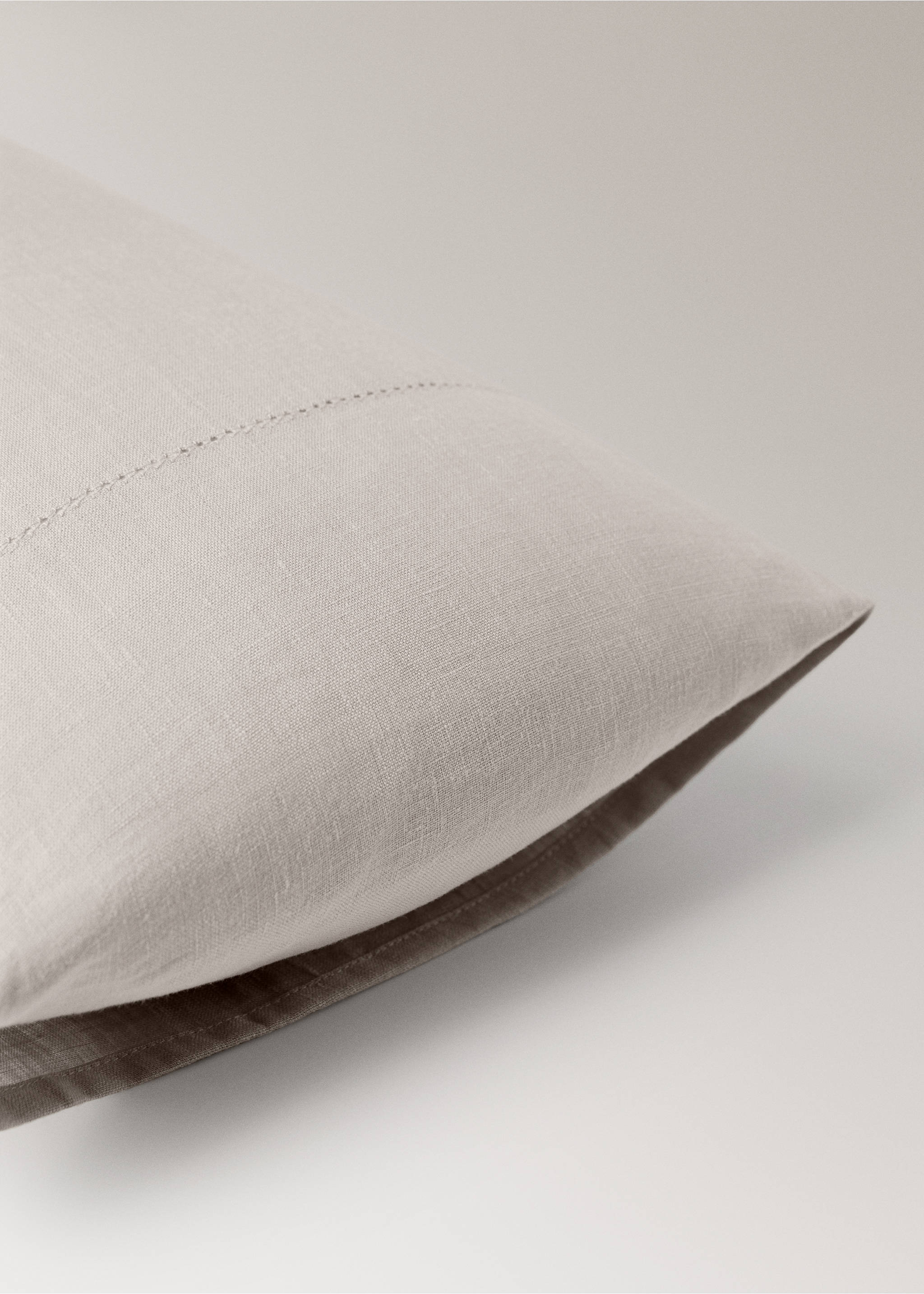 Yıkanmış keten sürfile dikişli yastık kılıfı 30x50 cm - Ürün detayı 1, Orta Kahverengi. Ref: 17065166-00.