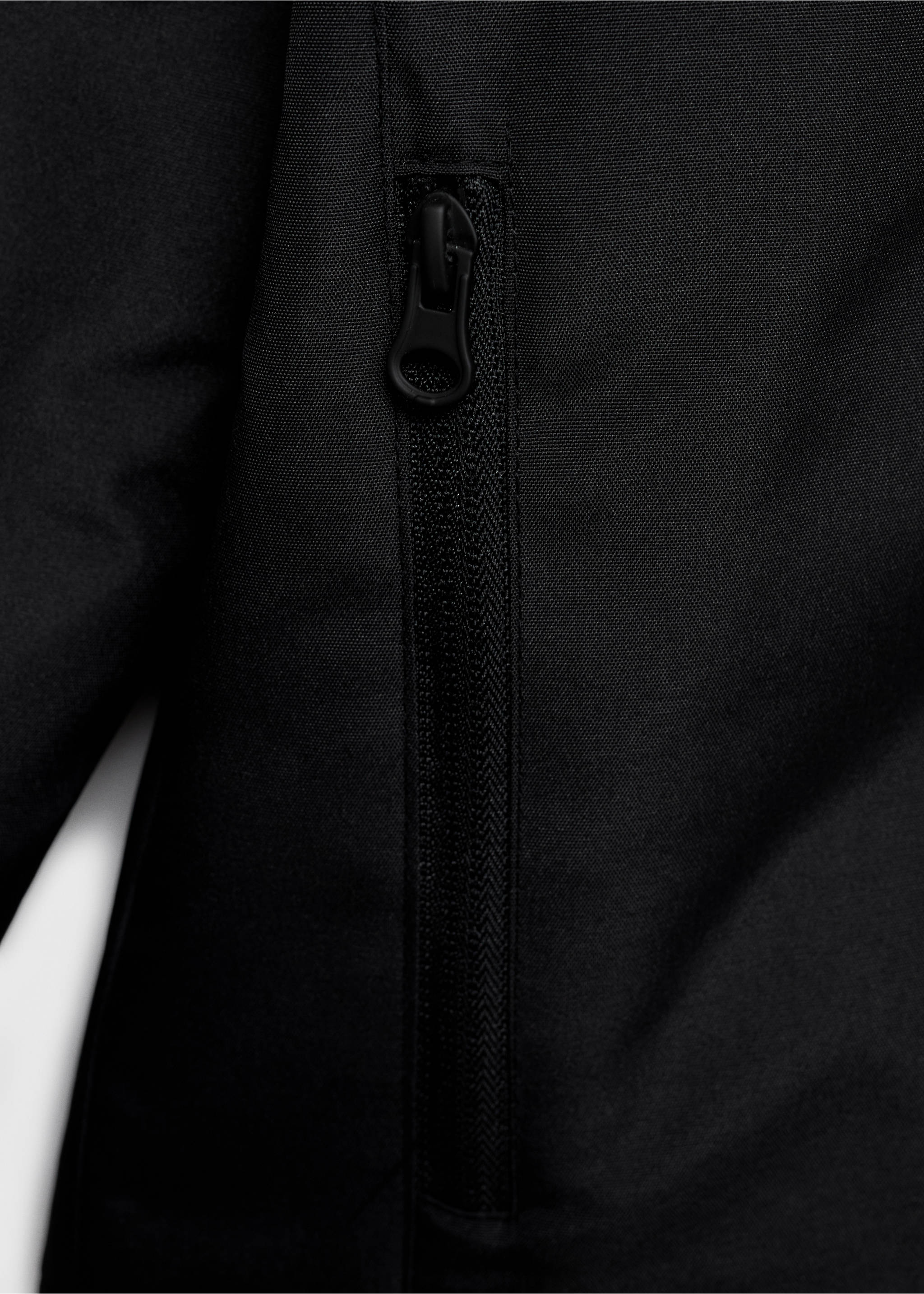 Kapüşonlu anorak - Ürün detayı 0, Siyah. Ref: 17065785-00.