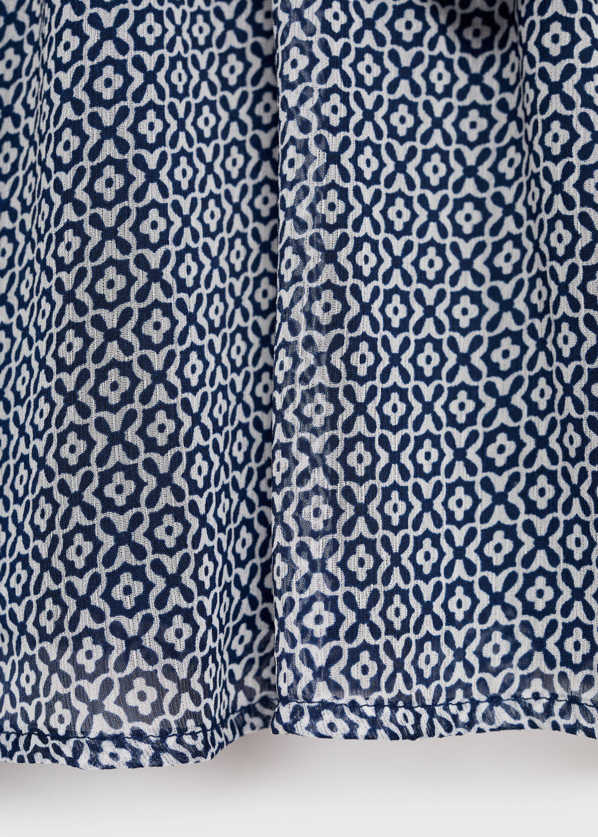 Ruffled skirt with rhinestones - Details of the article 8