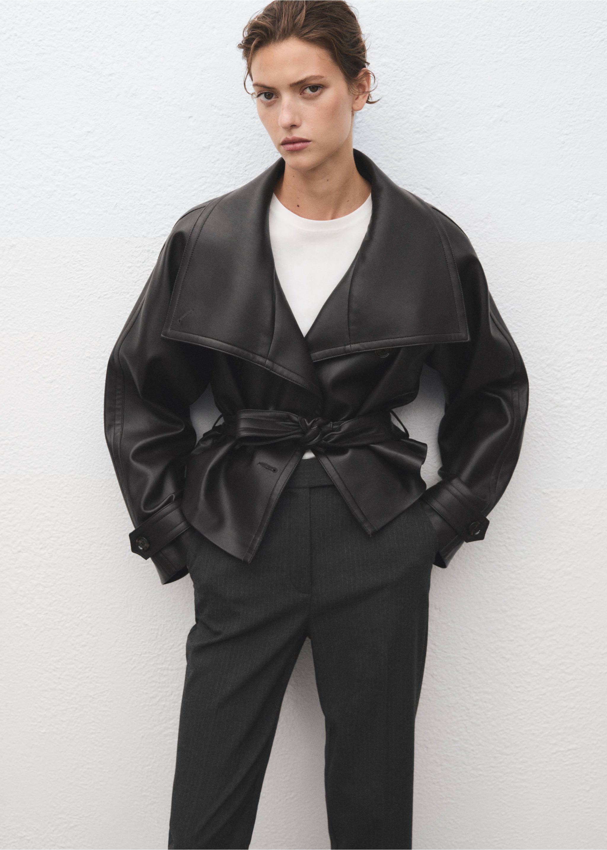 Брюки зауженного укороченного кроя в тонкую полоску - Деталь изделия 1, Серый. Ref: 17065799-00.