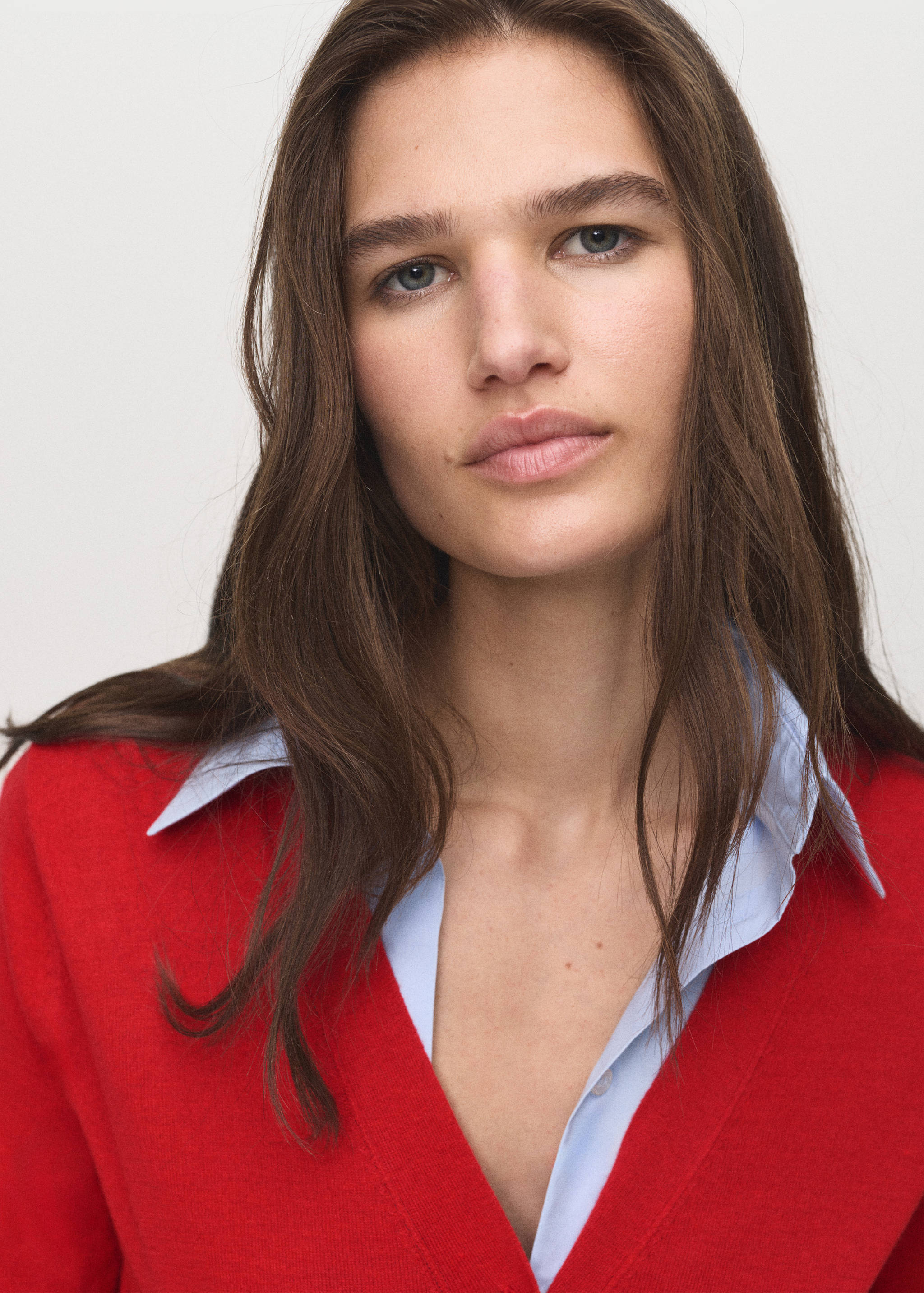 V-neck knitted cardigan - Details of the article 1