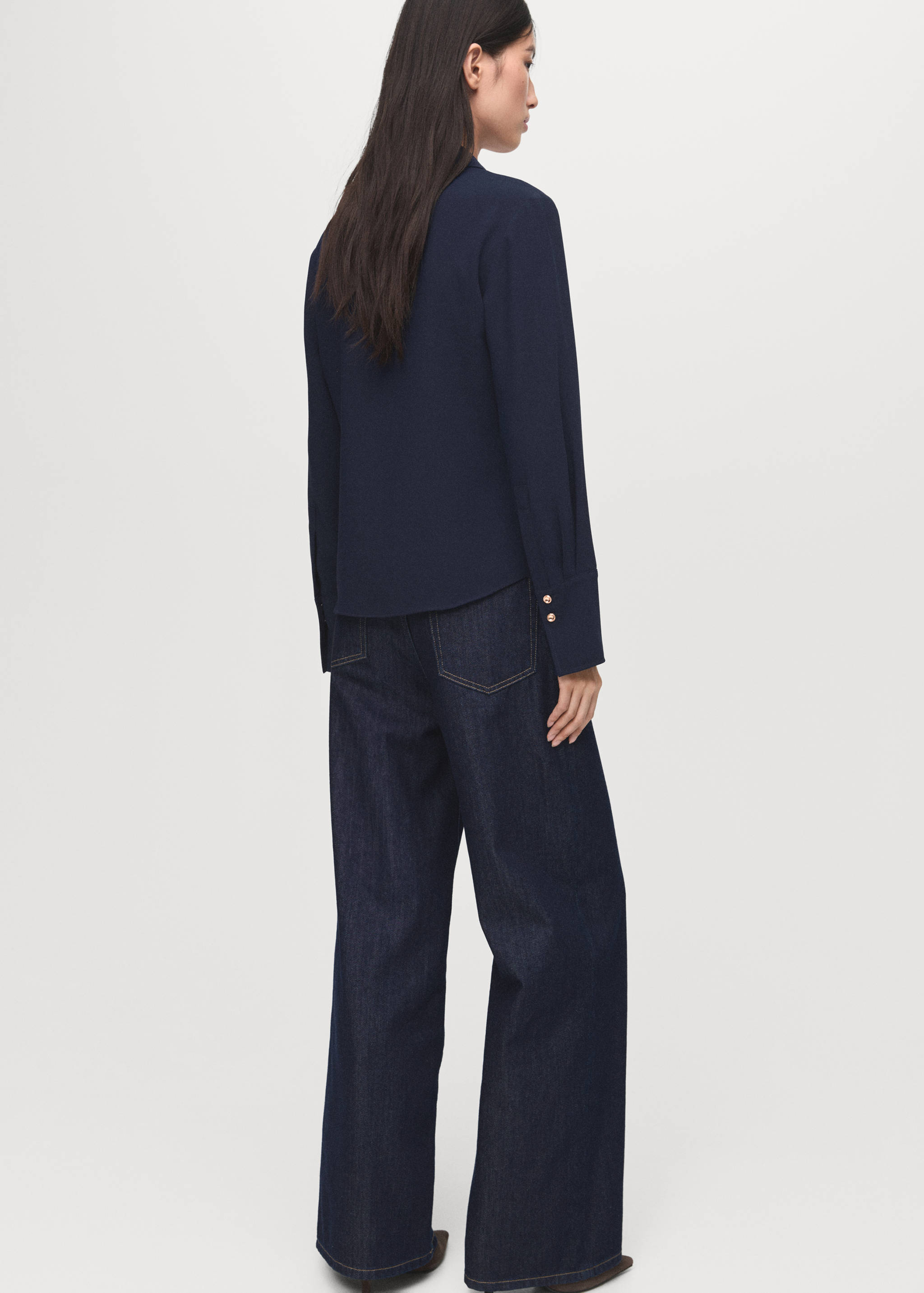 Shirt with jewel buttons - Reverse of the article