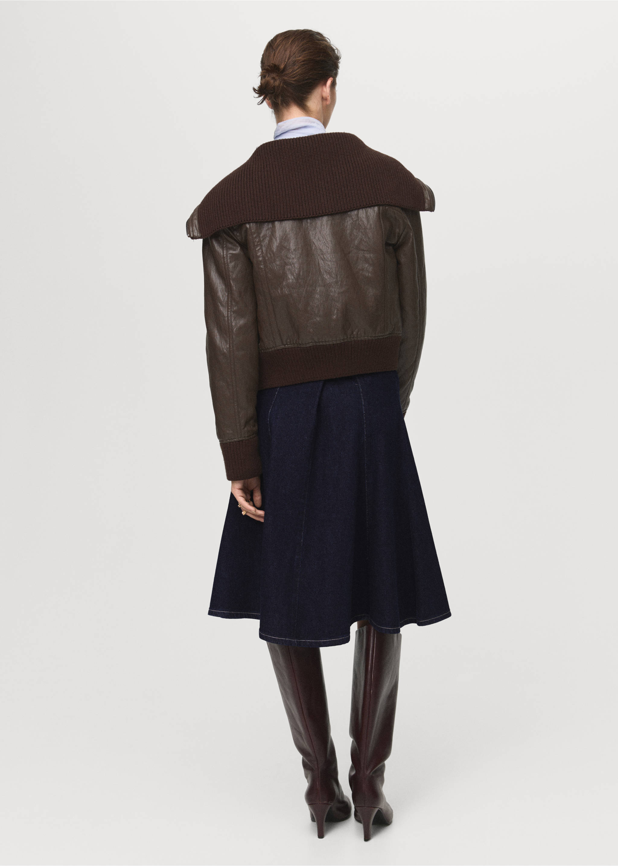 Denim midi-skirt with stitching - Reverse of the article, Open Blue. Ref: 17065805-00.