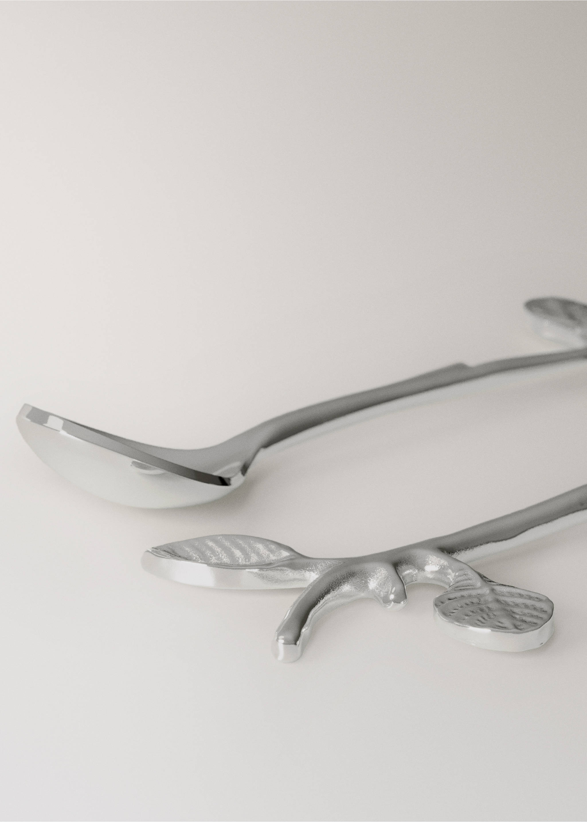 Set of 4 stainless steel coffee spoons with leaf pattern - Details of the article 3, Grey. Ref: 17065810-00.