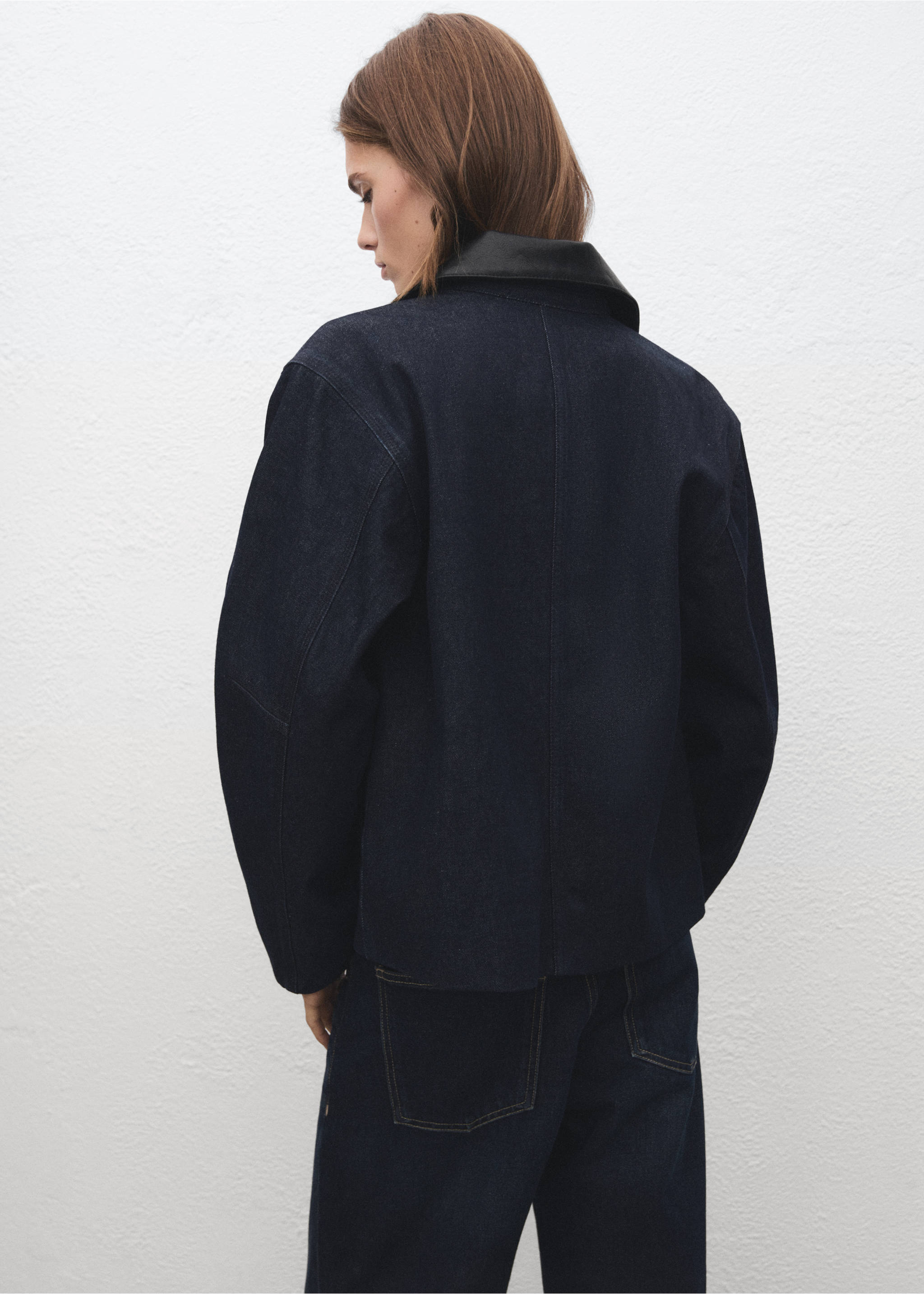 Denim jacket with faux-leather collar - Reverse of the article, Open Blue. Ref: 17065812-00.