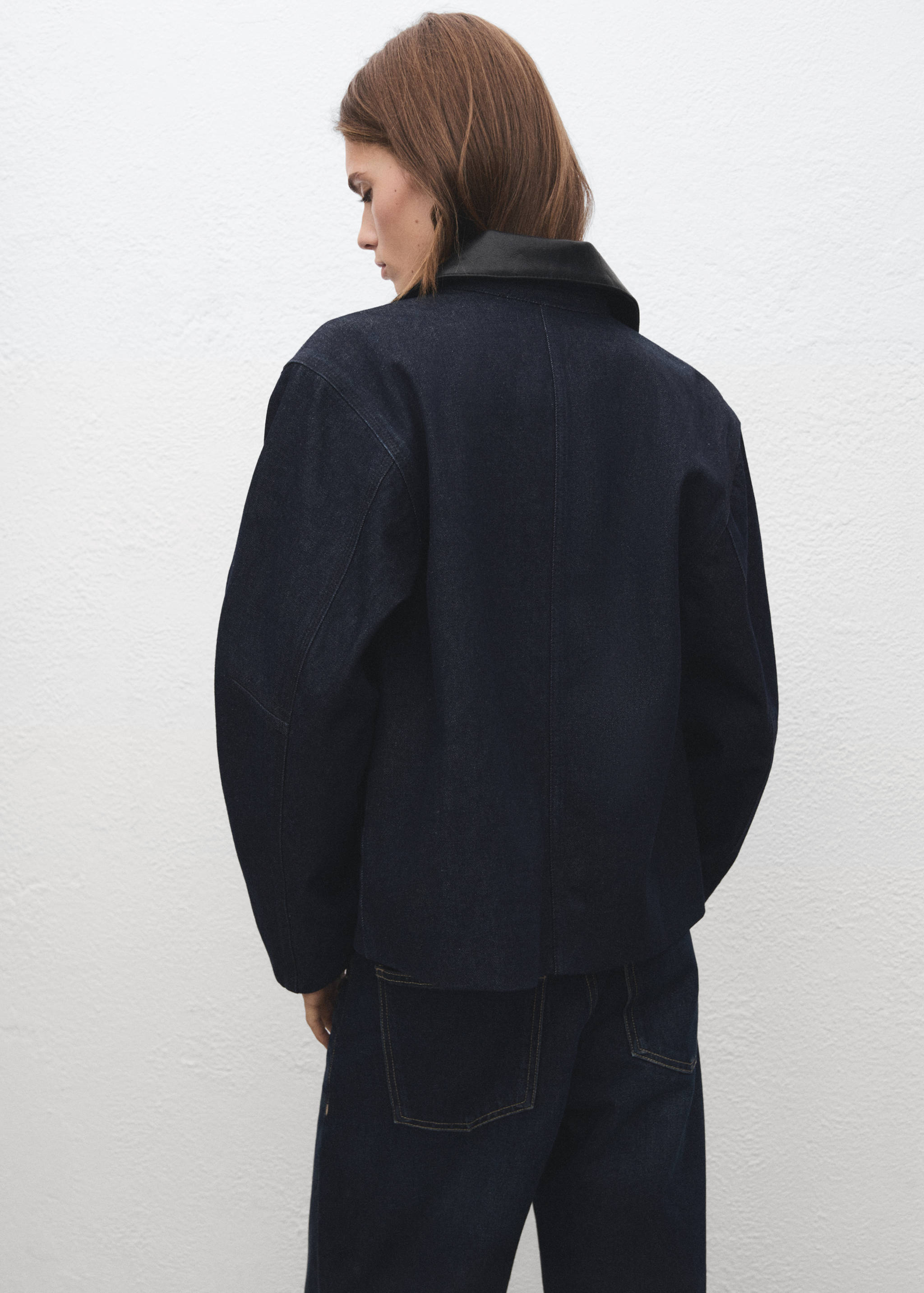 Denim jacket with faux-leather collar - Reverse of the article