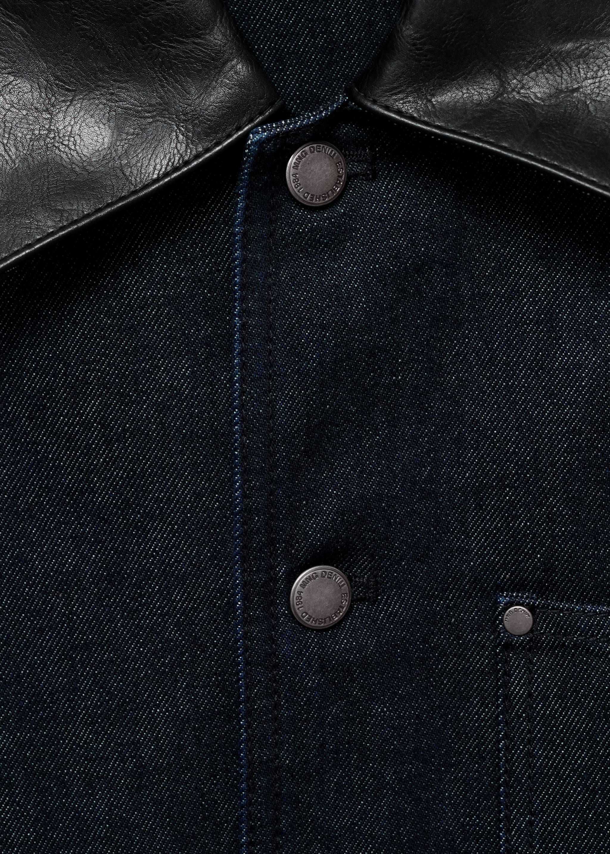 Denim jacket with faux-leather collar - Details of the article 8