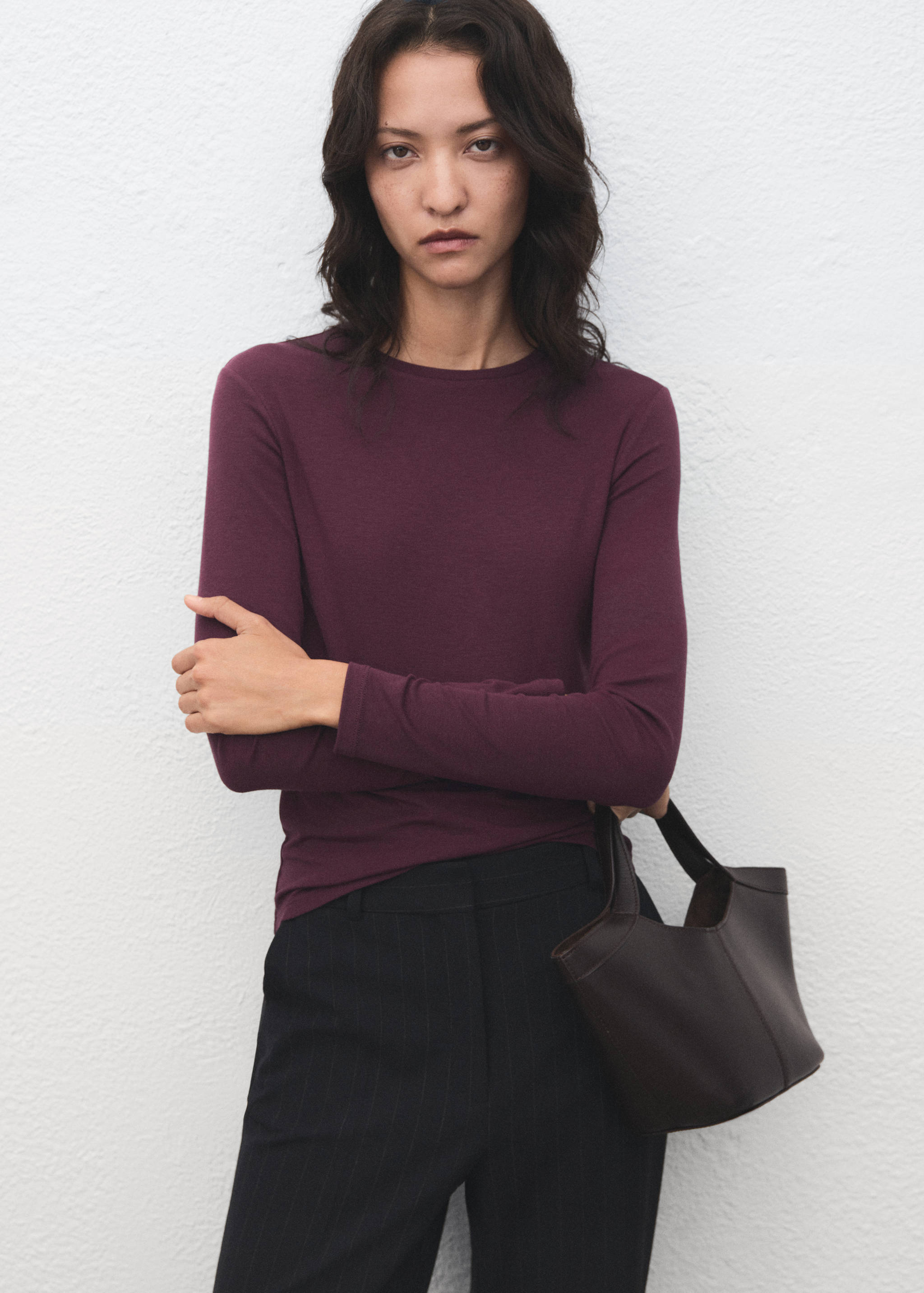 تي شيرت بأكمام طويلة ورقبة دائرية - رؤية وسط