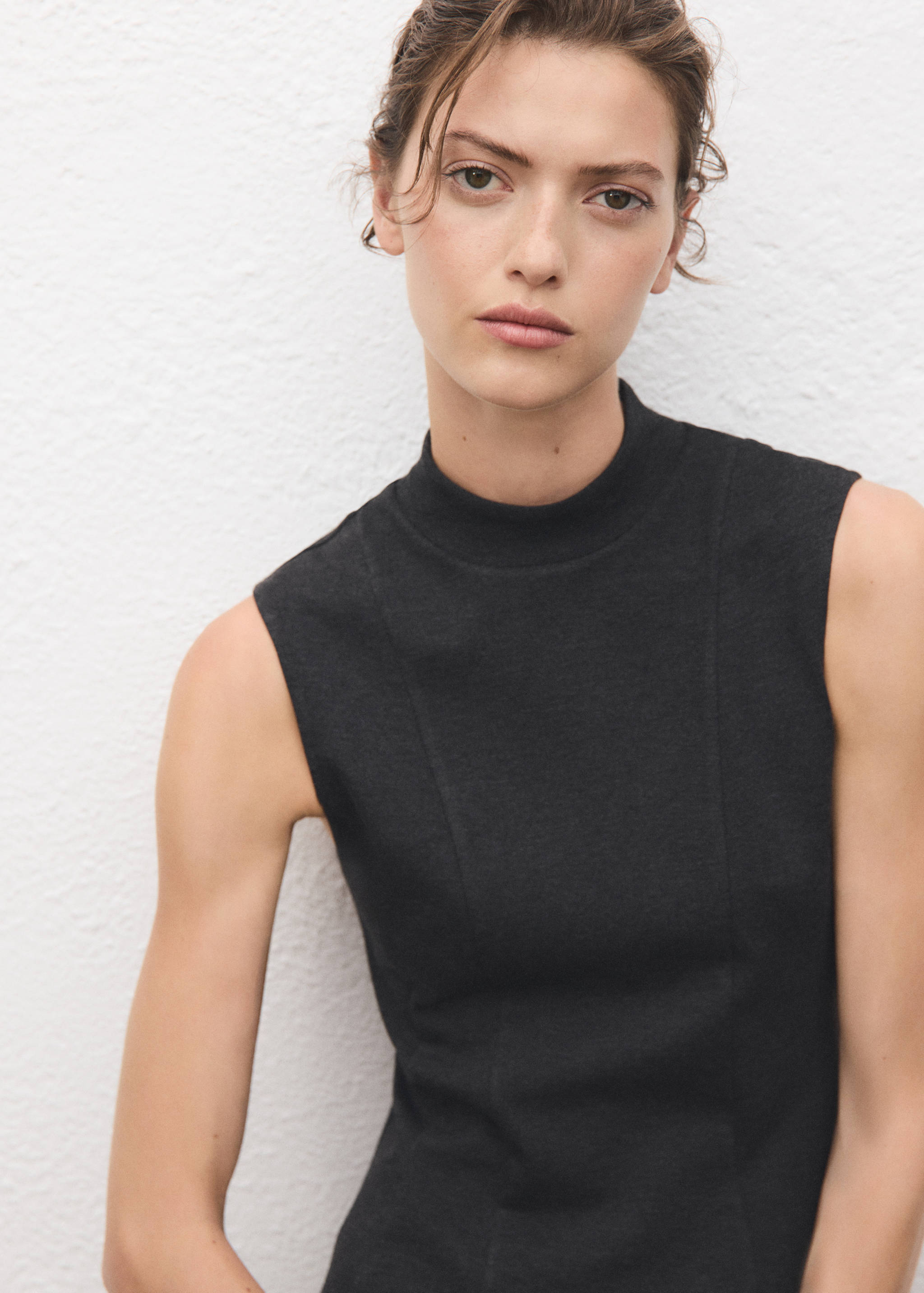 Dress with perkins collar and stitching detail - Details of the article 1