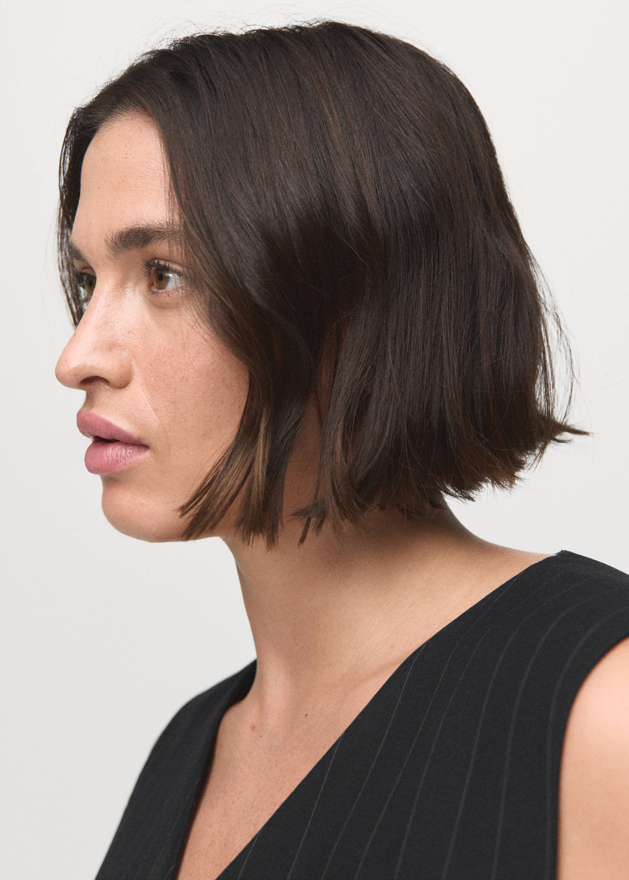 Pinstripe jumpsuit with belt - Details of the article 4